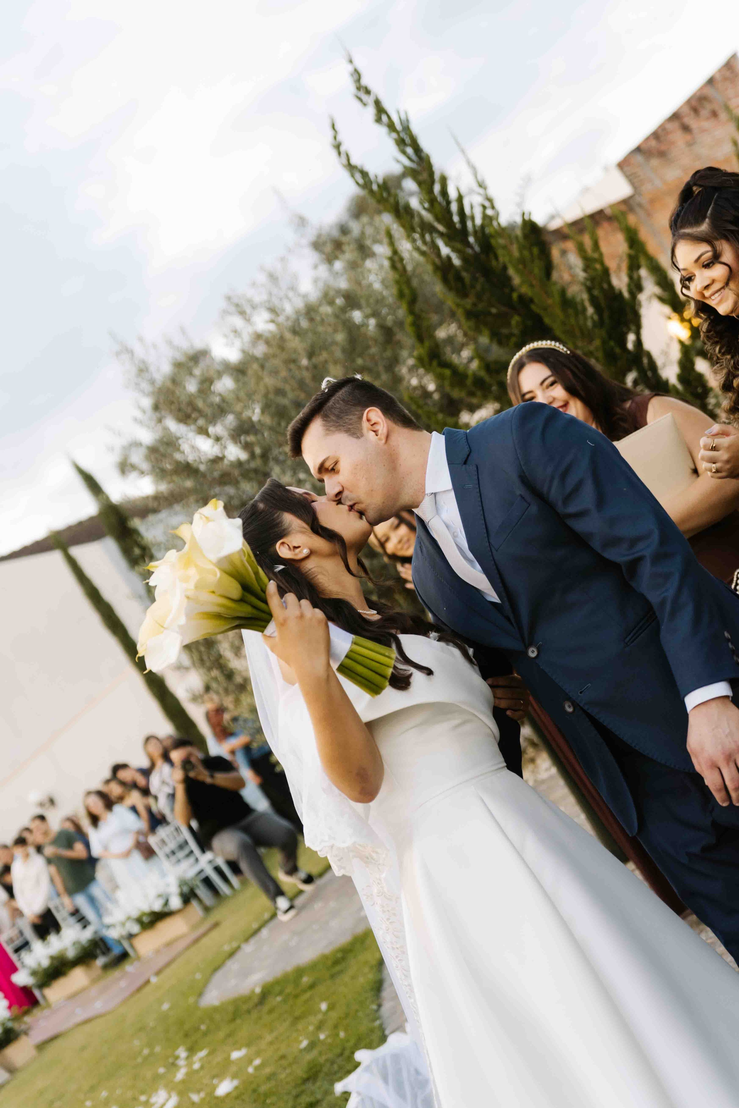 SAMUEL E LETÍCIA. Balojay’s — Foto e vídeo de casamento