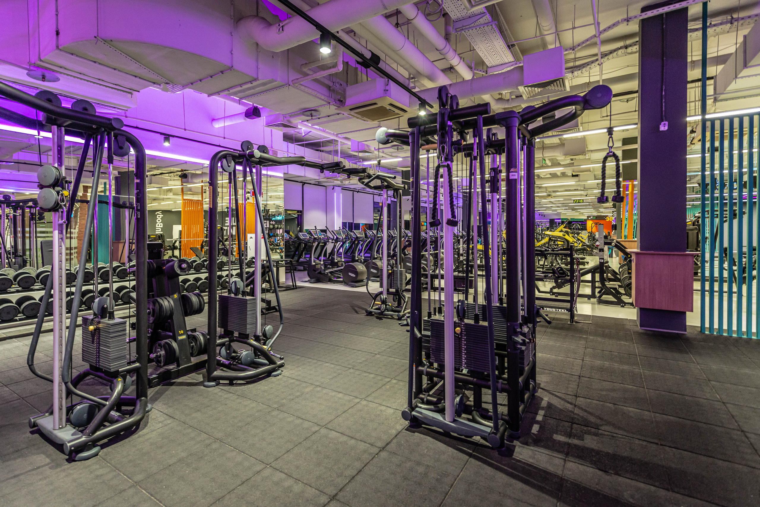 Фитнес-клуб DDX Fitness в Мытищи. FOTÓGRAFO MÉXICO QUINTANA ROO