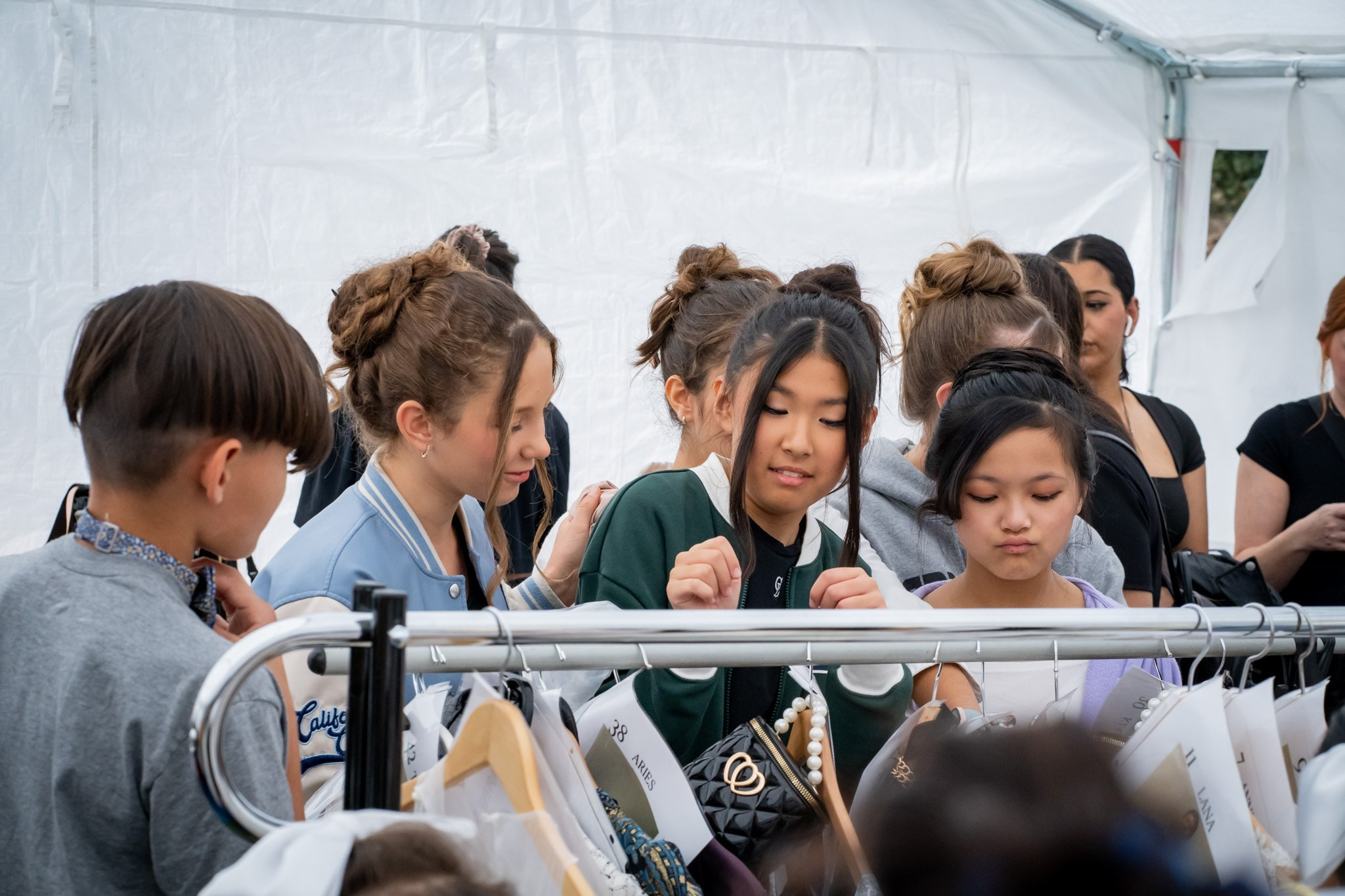 The blooms BTS. Vancouver Kids Photographer