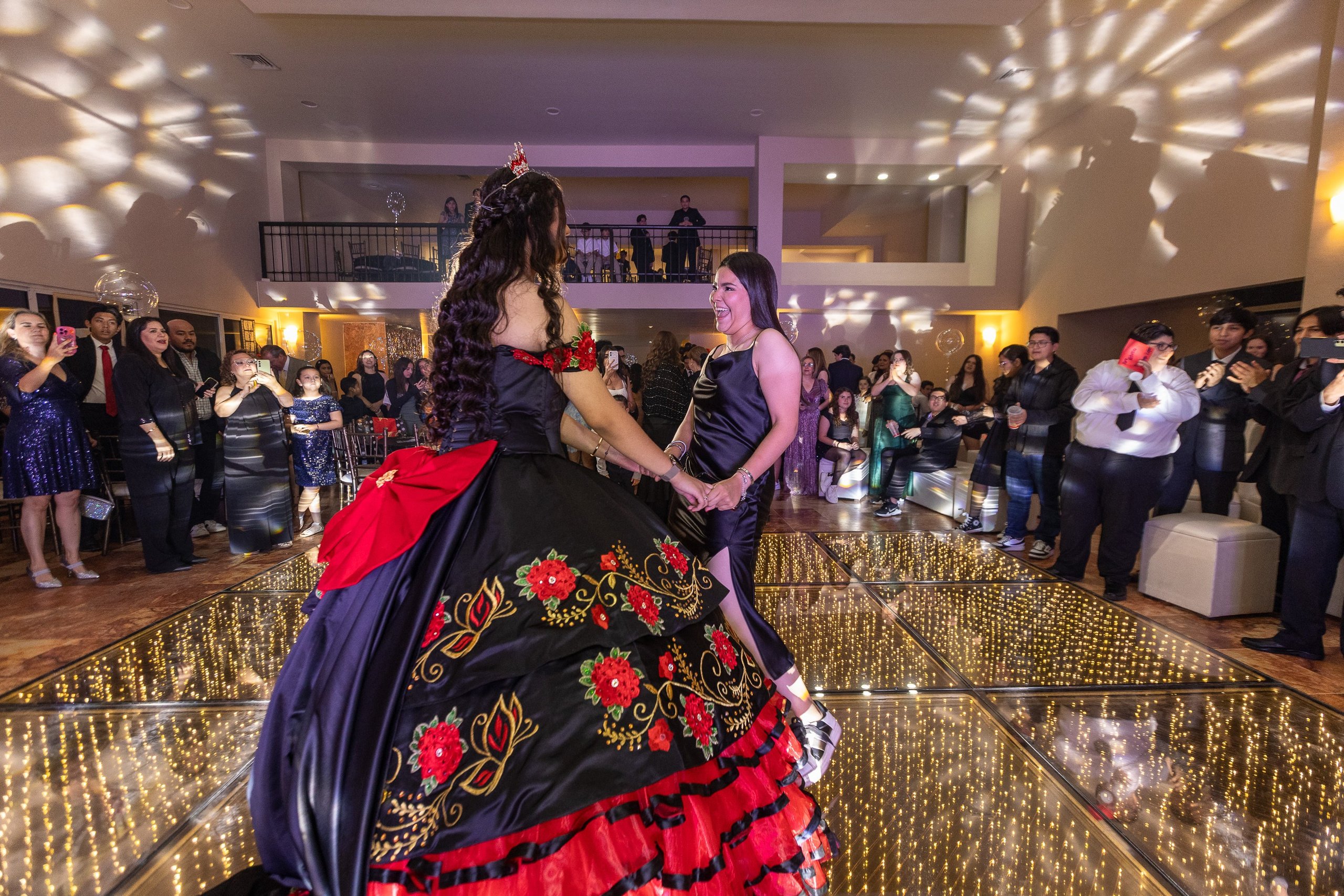 Rebecca… Una noche de elegancia, sueños y magia. Lg Fotografia