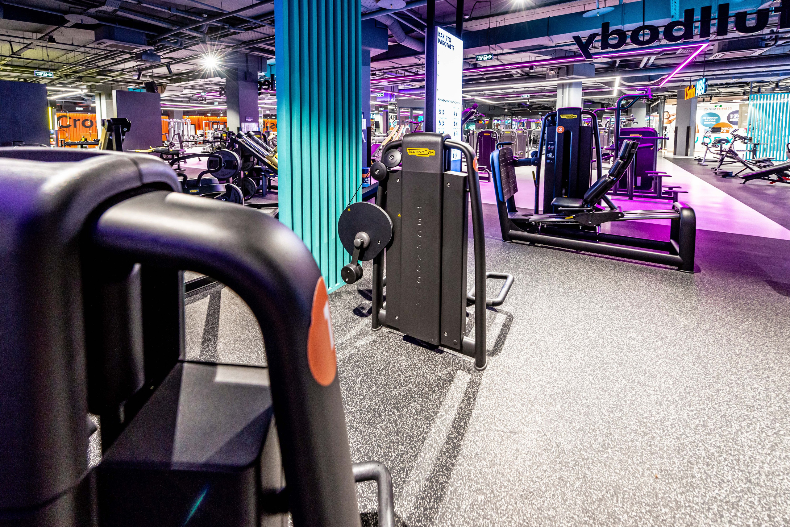 Фитнес-клуб DDX Fitness в Ростокино. ФОТОГРАФ МЕКСИКА КИНТАНА-РОО