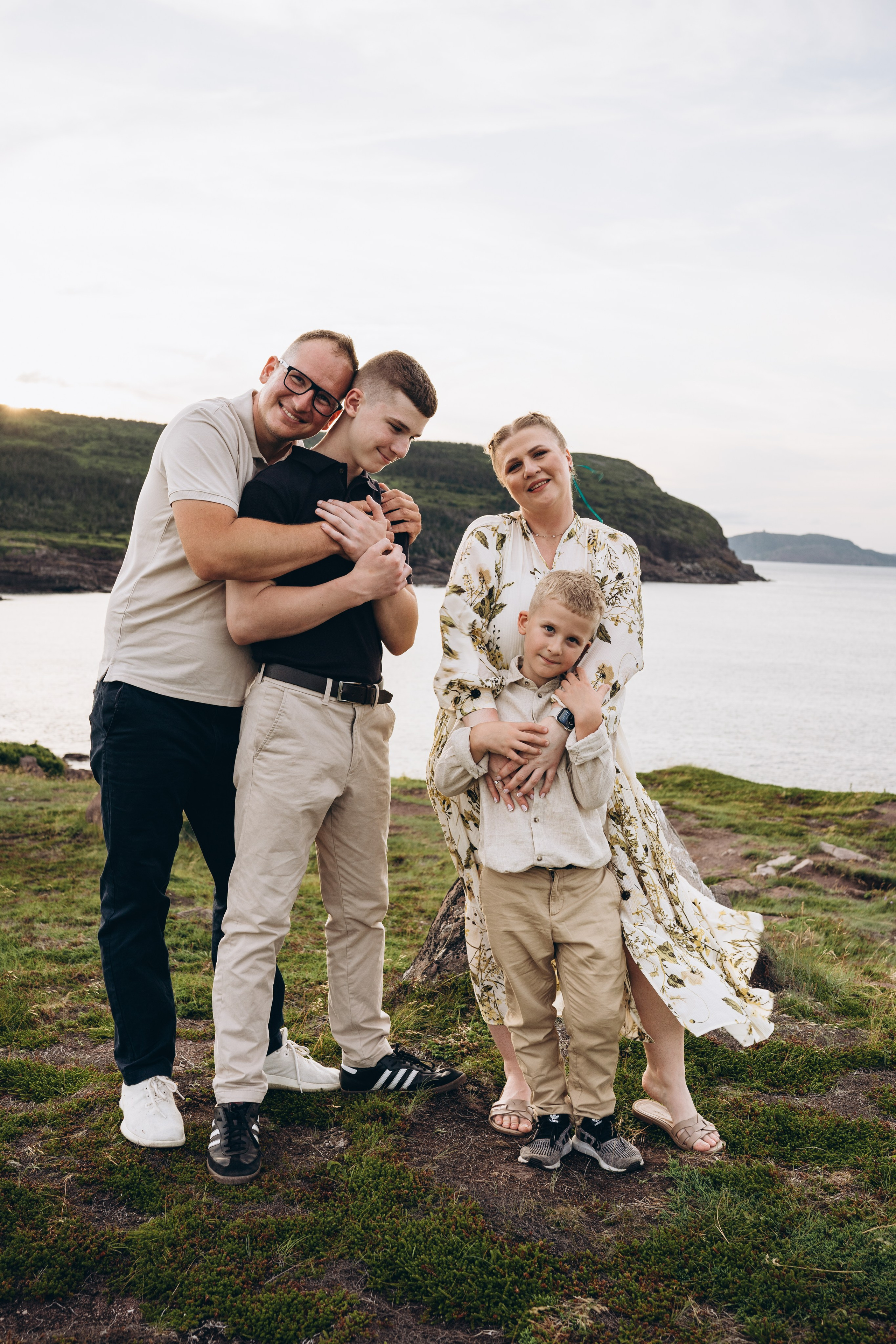 Anna & fam. Calgary Wedding & Lifestyle Photographer — Yevhen Polishchuk