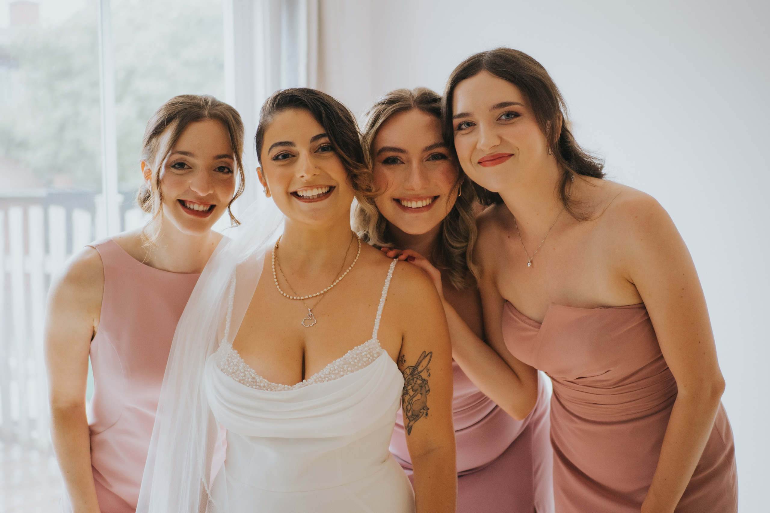 Wedding of Cassandra and Loïc in Beaconsfield, Montreal. Montreal Wedding Photographer — Muriel Oe Photo