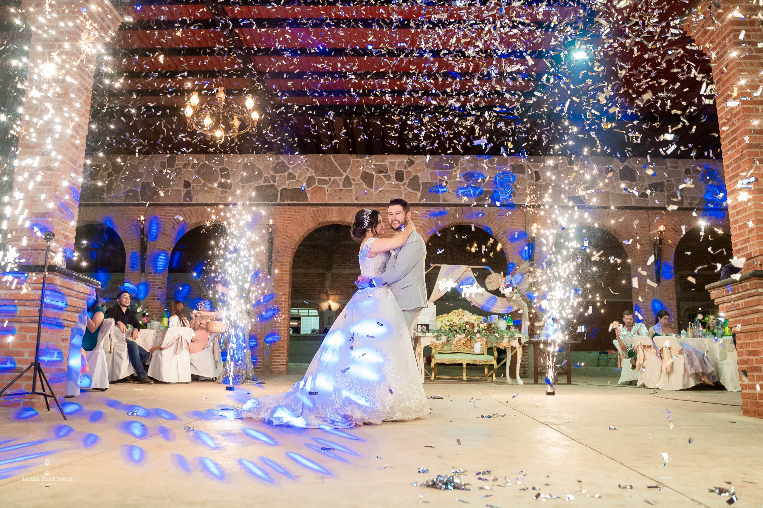 Lupita & Elias. Javier Plascencia Fotografo de Bodas en México