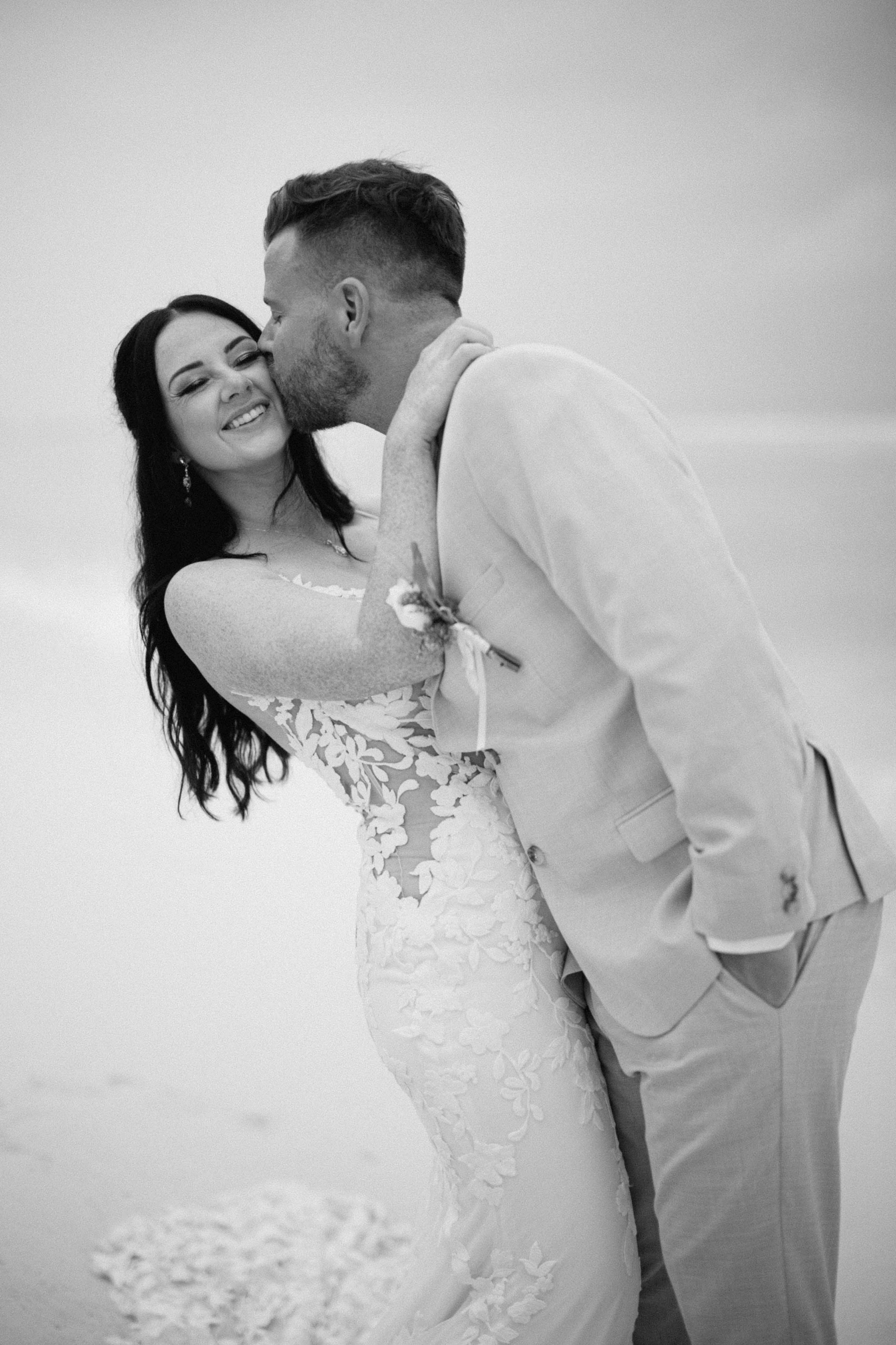 Martin&Tamara (Mexico). Wedding Photographer in Winnipeg — Cinematic & Timeless by Vitiuk Photography