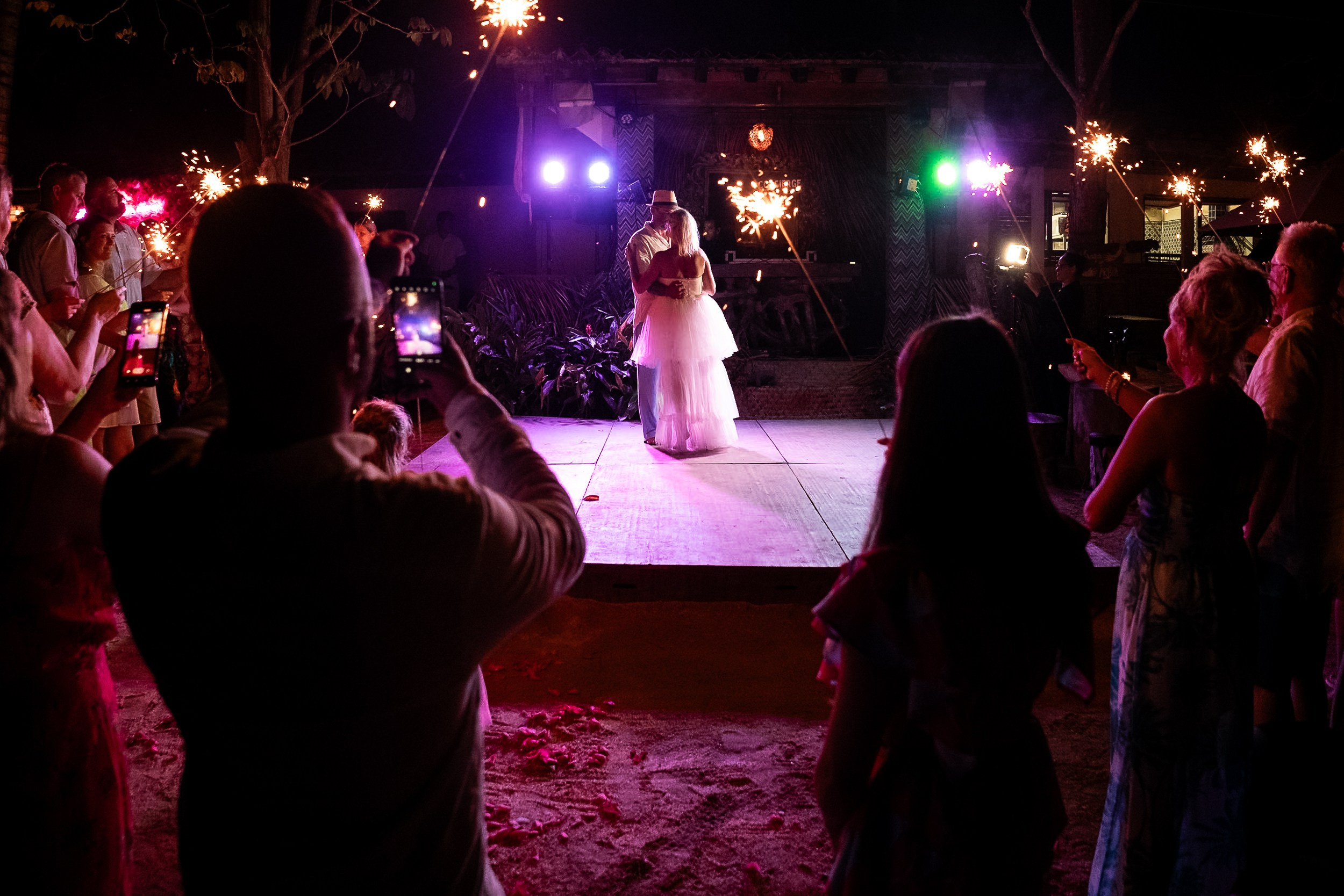 Aggie & Brian. Fotografía de Bodas Profesionales en Puerto Vallarta y Riviera Nayarit
