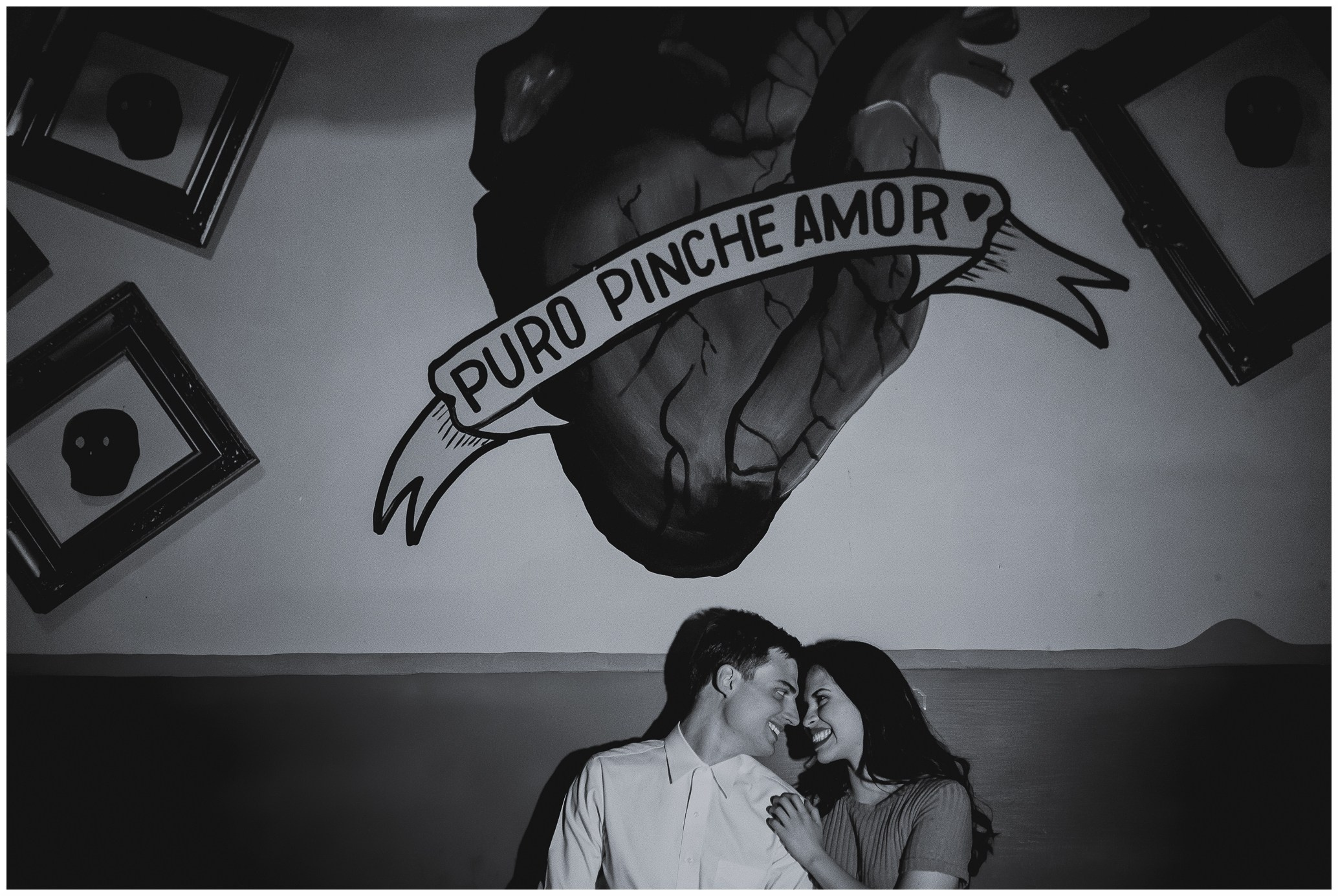 Andrea y Jordan: Sesión de pareja en centro historico de San Luis Potosí. Fotógrafo de bodas