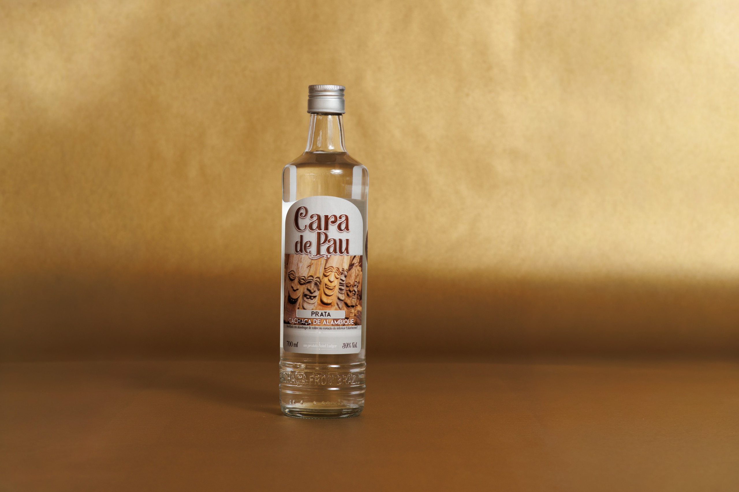 Cachaça Cara de Pau. Fotógrafo Luan Hobold