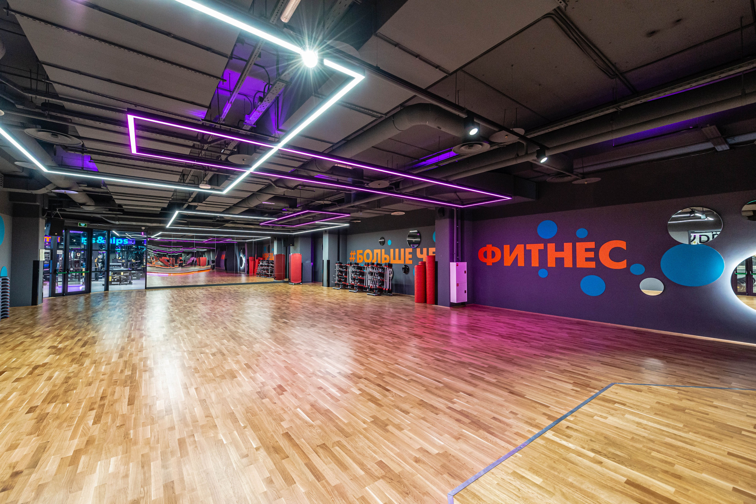 Фитнес-клуб DDX Fitness в Ростокино. ФОТОГРАФ МЕКСИКА КИНТАНА-РОО
