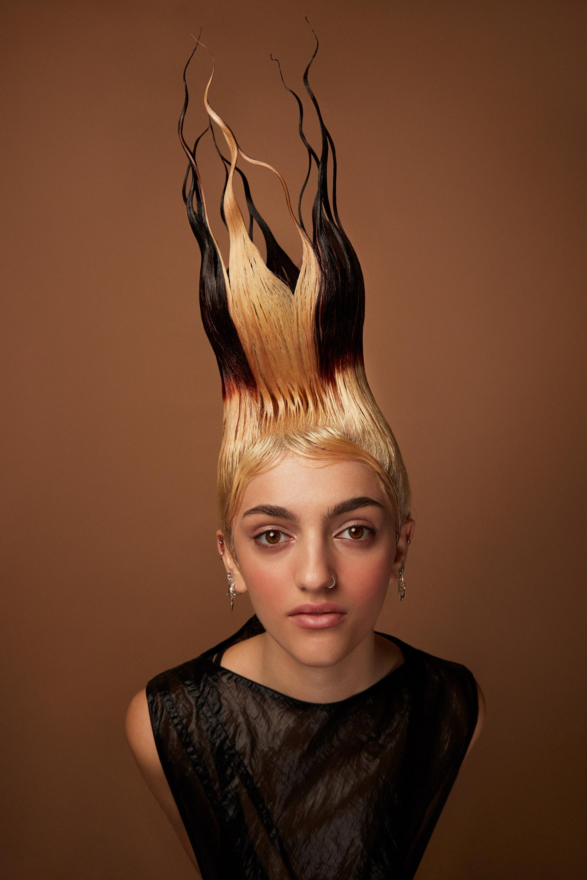EDITORIAL. Beauty, Fashion and Editorial Retoucher
