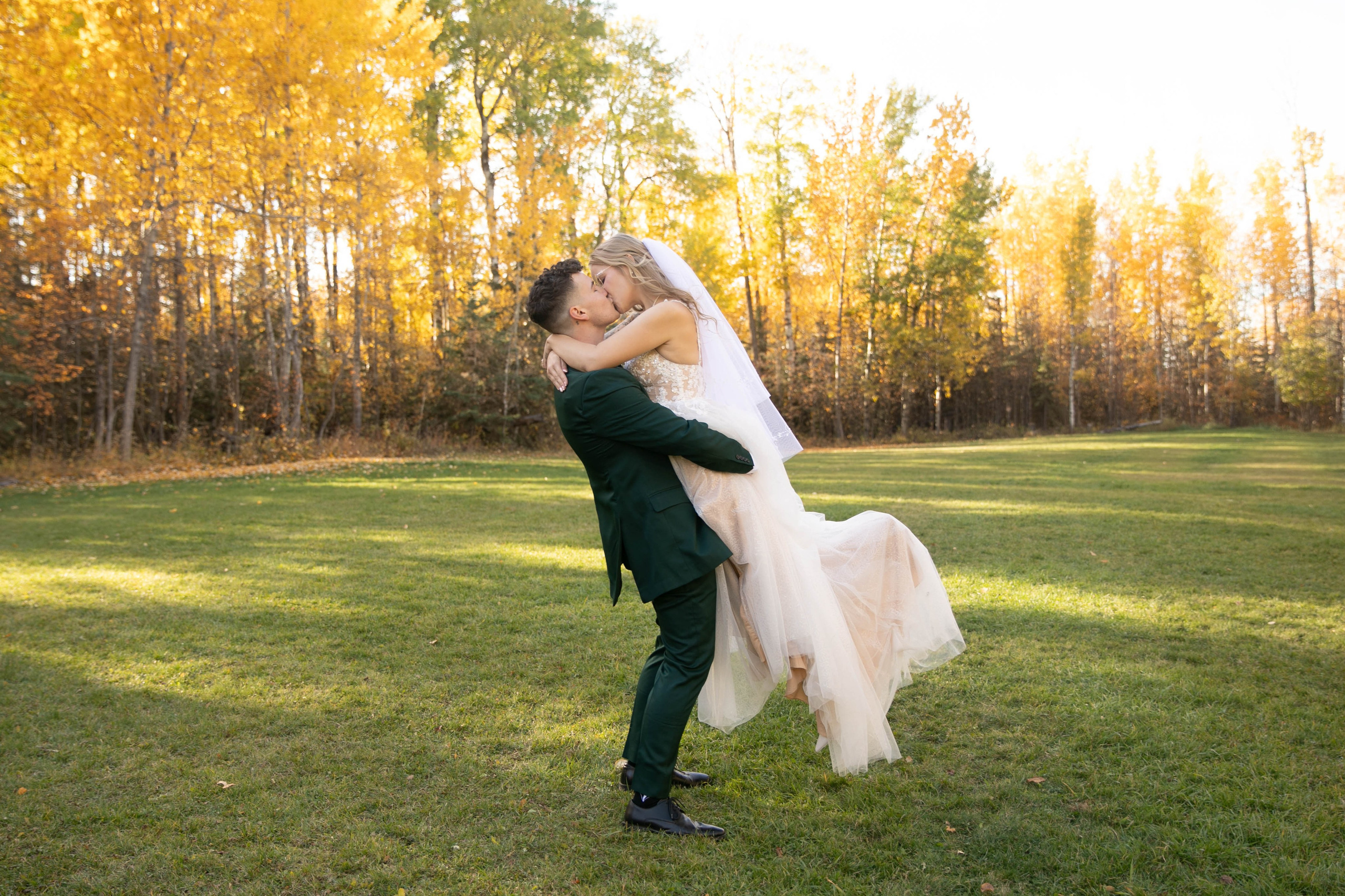 Renee & Emmett Wedding. Fotografía accesible en Calgary