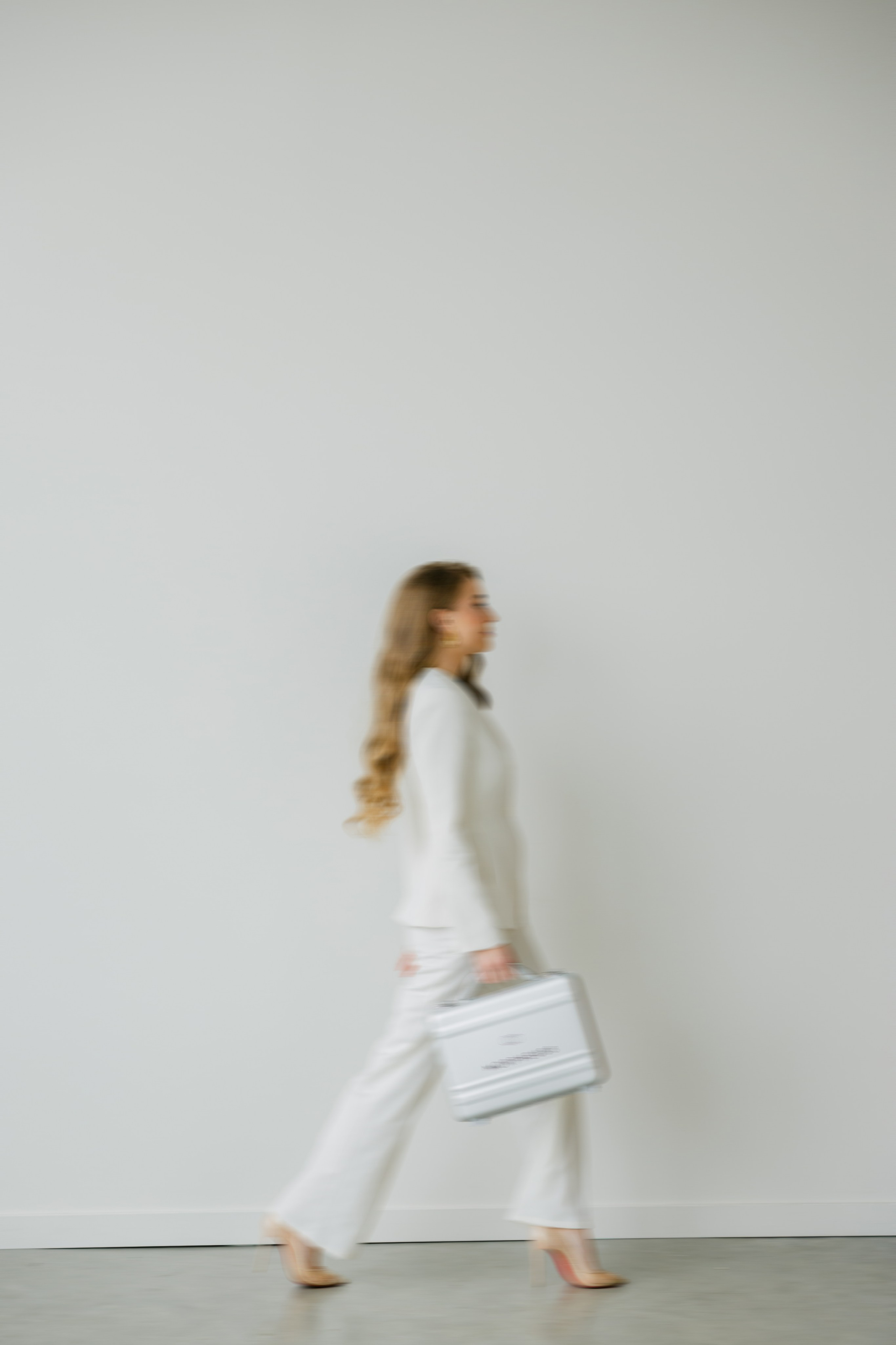 Aesthetic Specialist. Photographer Elvira Hryshchenko