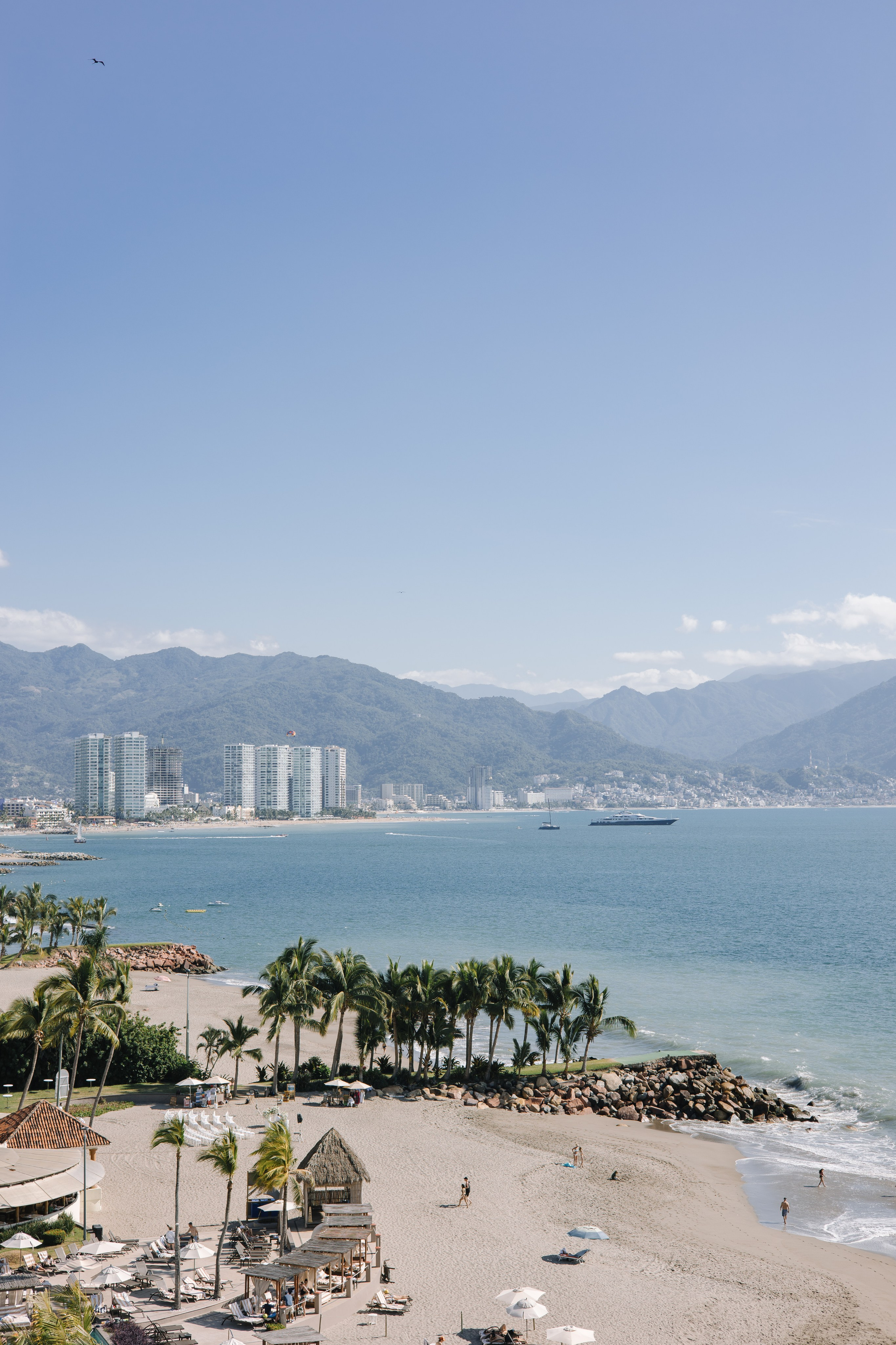 Marriott Puerto Vallarta Resort and Spa. Wedding photographer Mexico Sayulita Puerto Vallarta Punta Mita Cabo