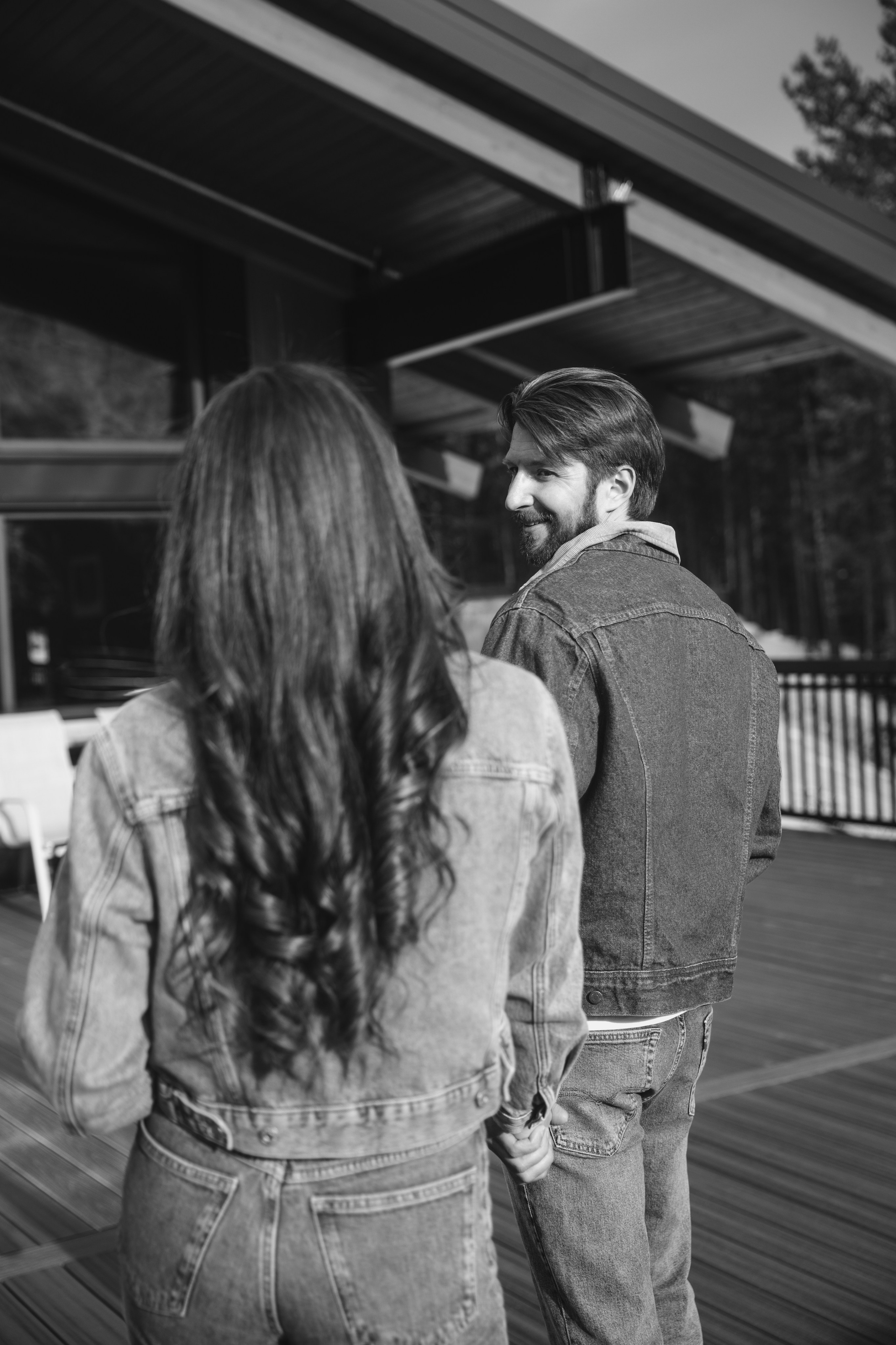 Ski engagement session. Photographer Elvira Hryshchenko