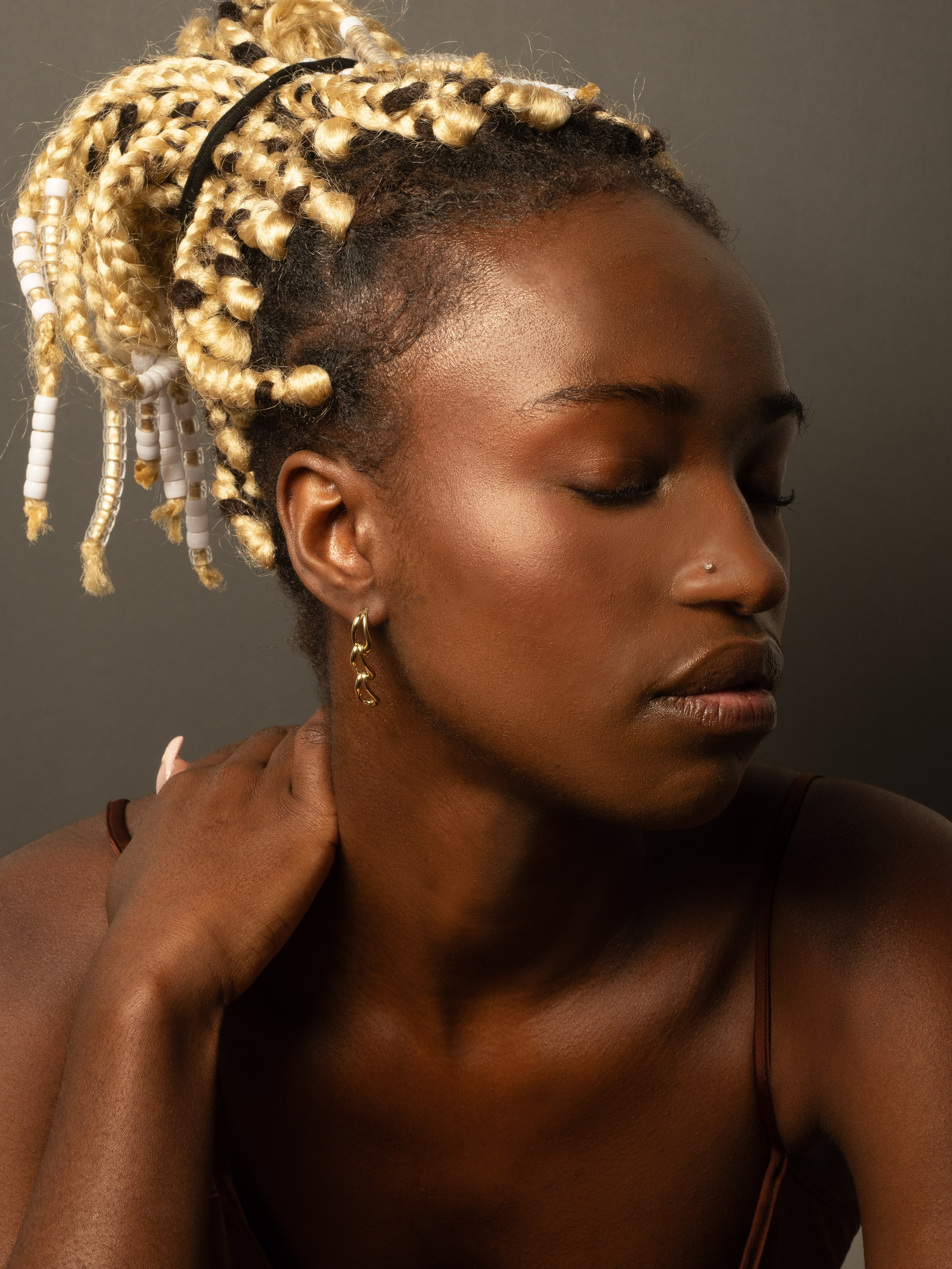 Eli Koshii. Mimosa Studios — Photographe Portrait à Montréal - Portrait Photographer in Montreal