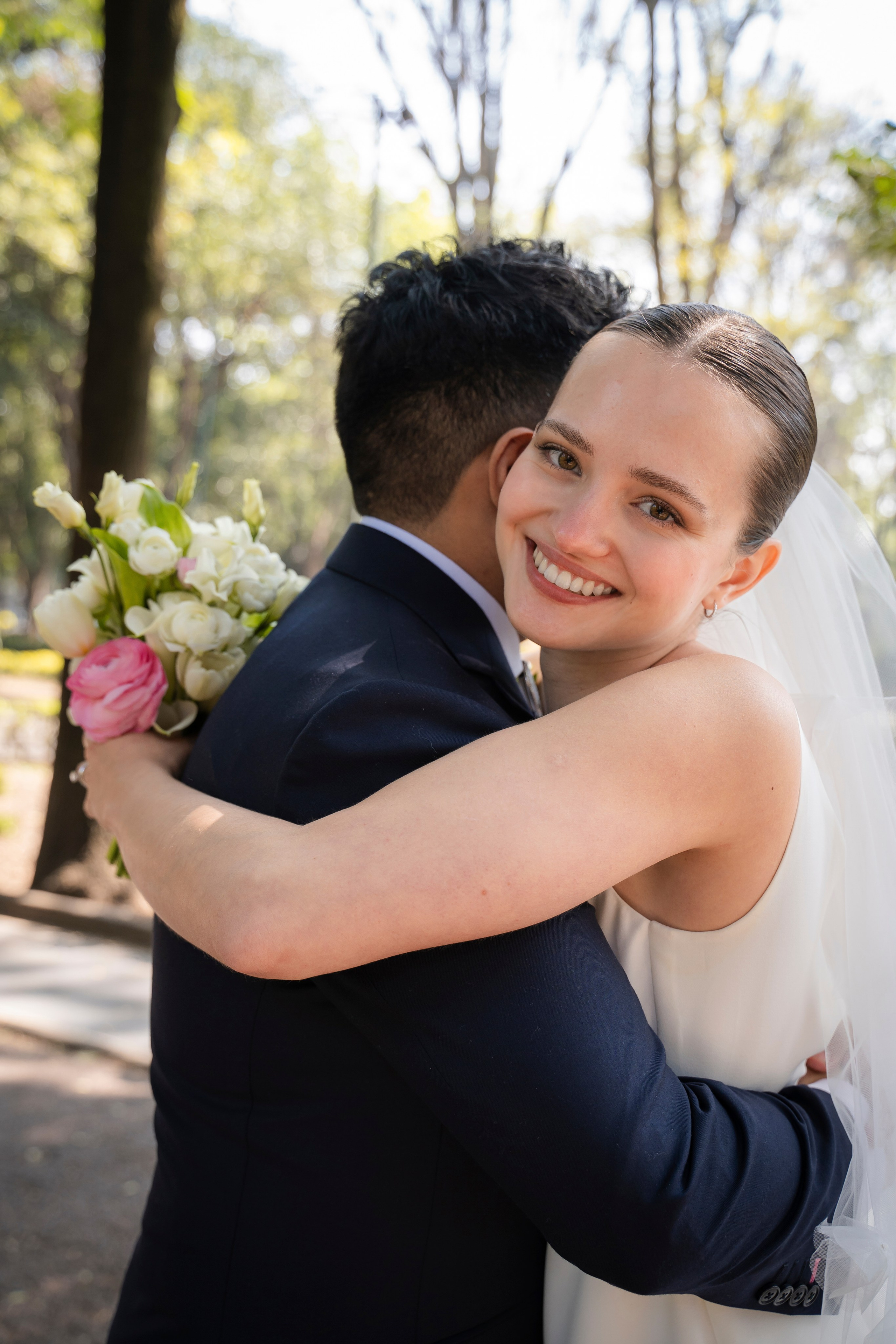 Professional Mexico City photographer specializing in weddings, surprise proposals, horse photo sessions and private events in Chapultepec. Ekaterina Frolova photography