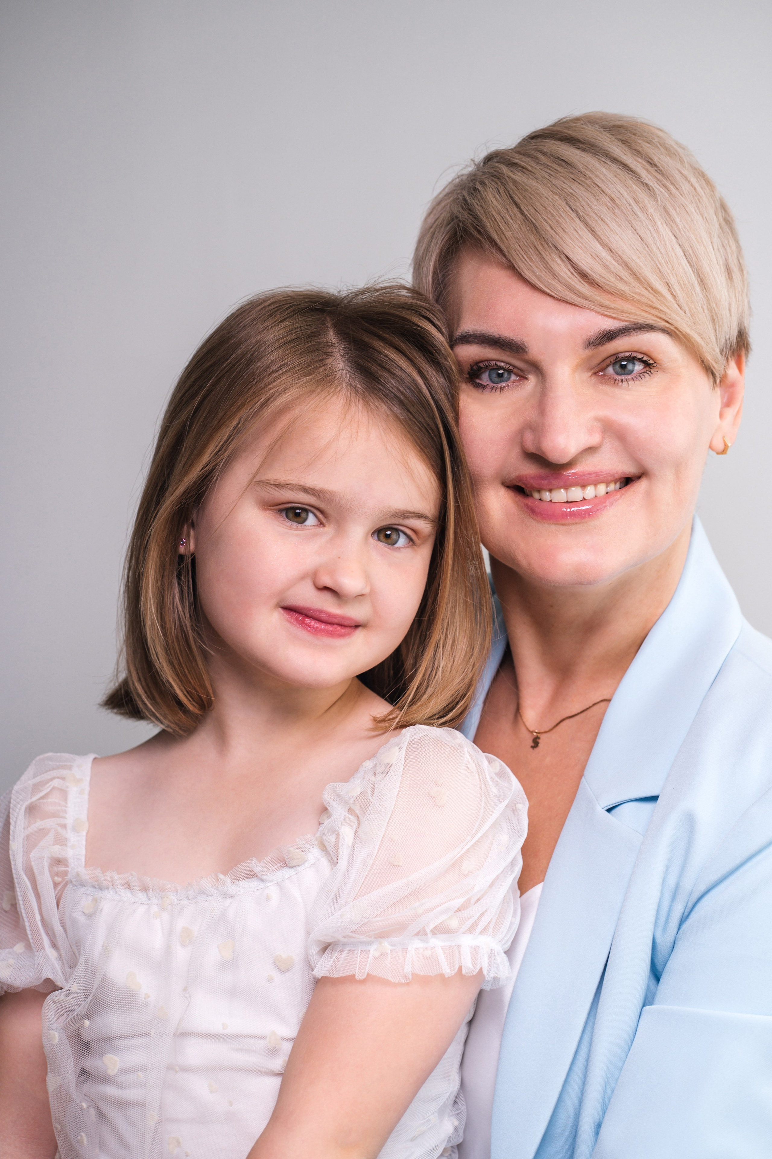 Mother and daughter photography Burnaby