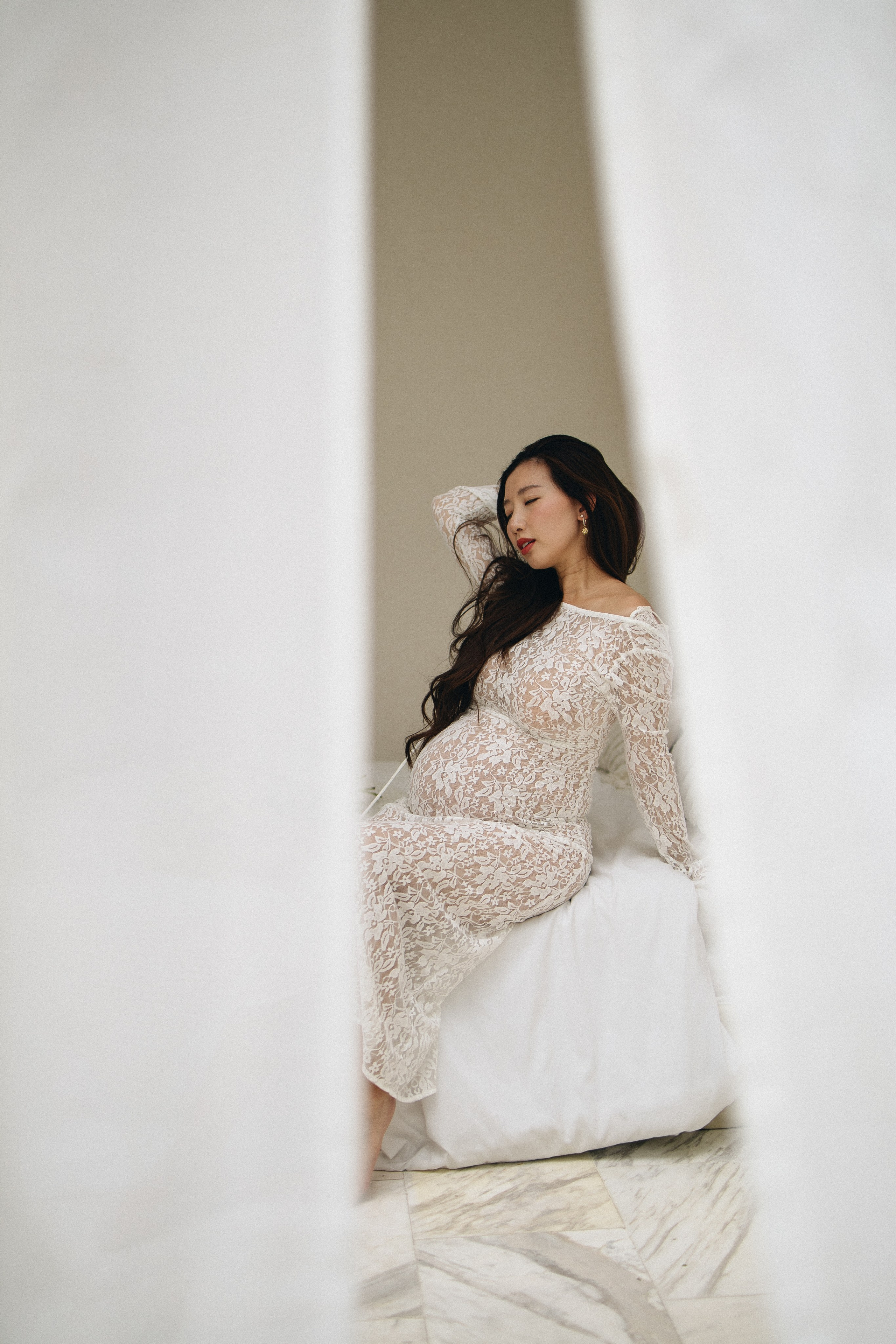 The Sweetest Anticipation. Family and wedding photographer in Bangkok, Thailand