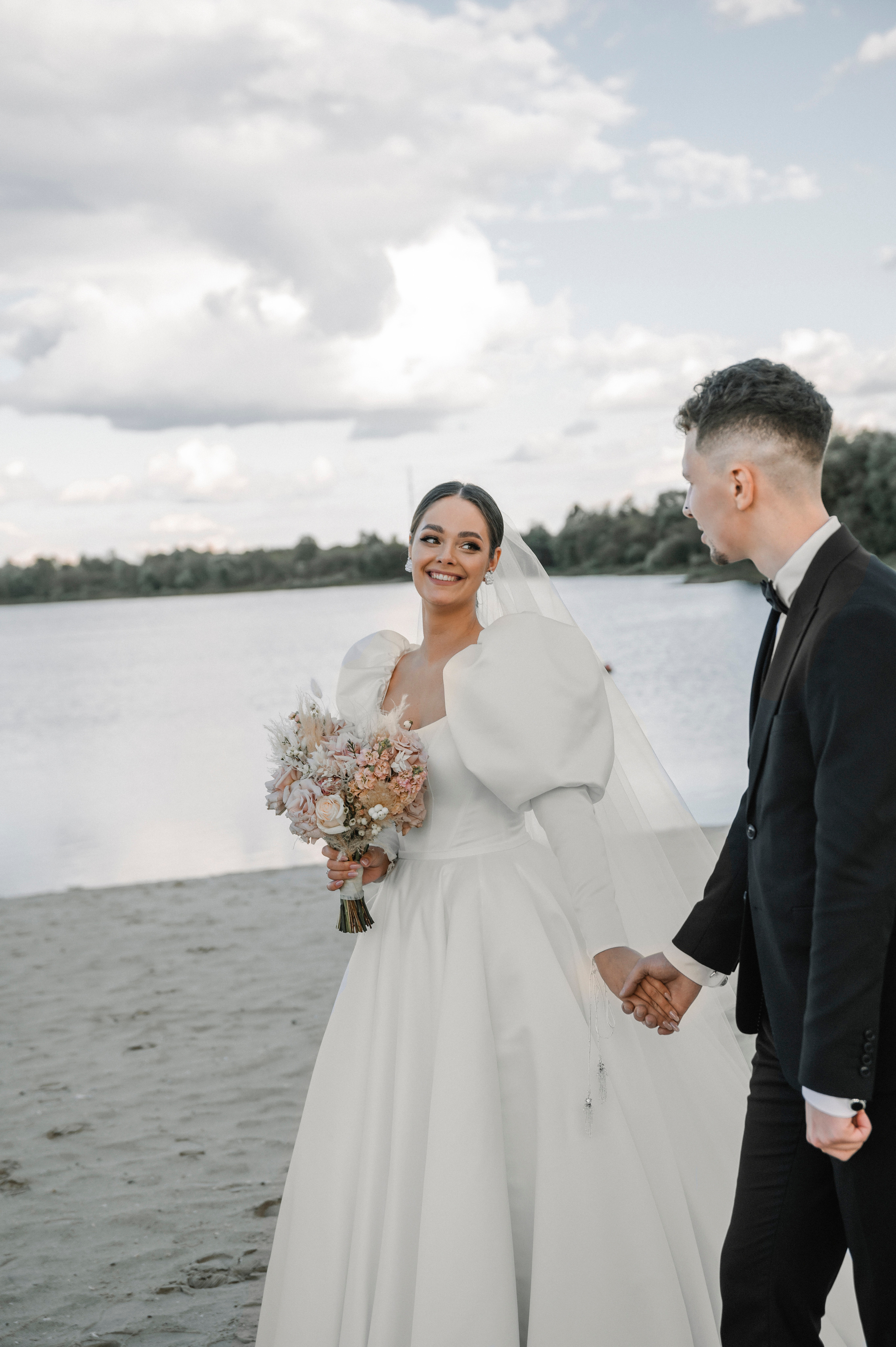 Julia i Vlad. Nika Stoma — fotografka i blogerka w Europie i Azji
