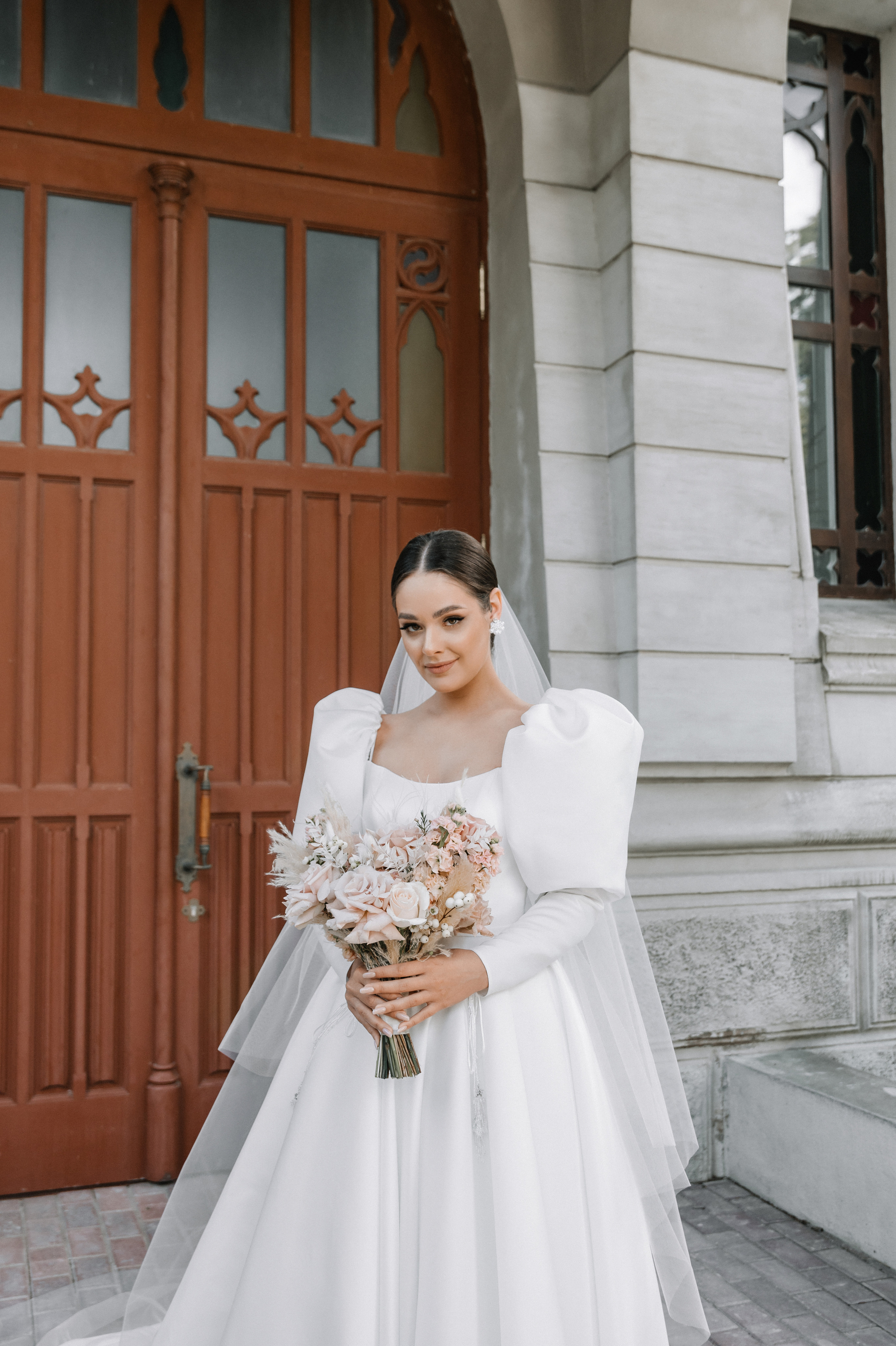 Julia i Vlad. Nika Stoma — fotografka i blogerka w Europie i Azji