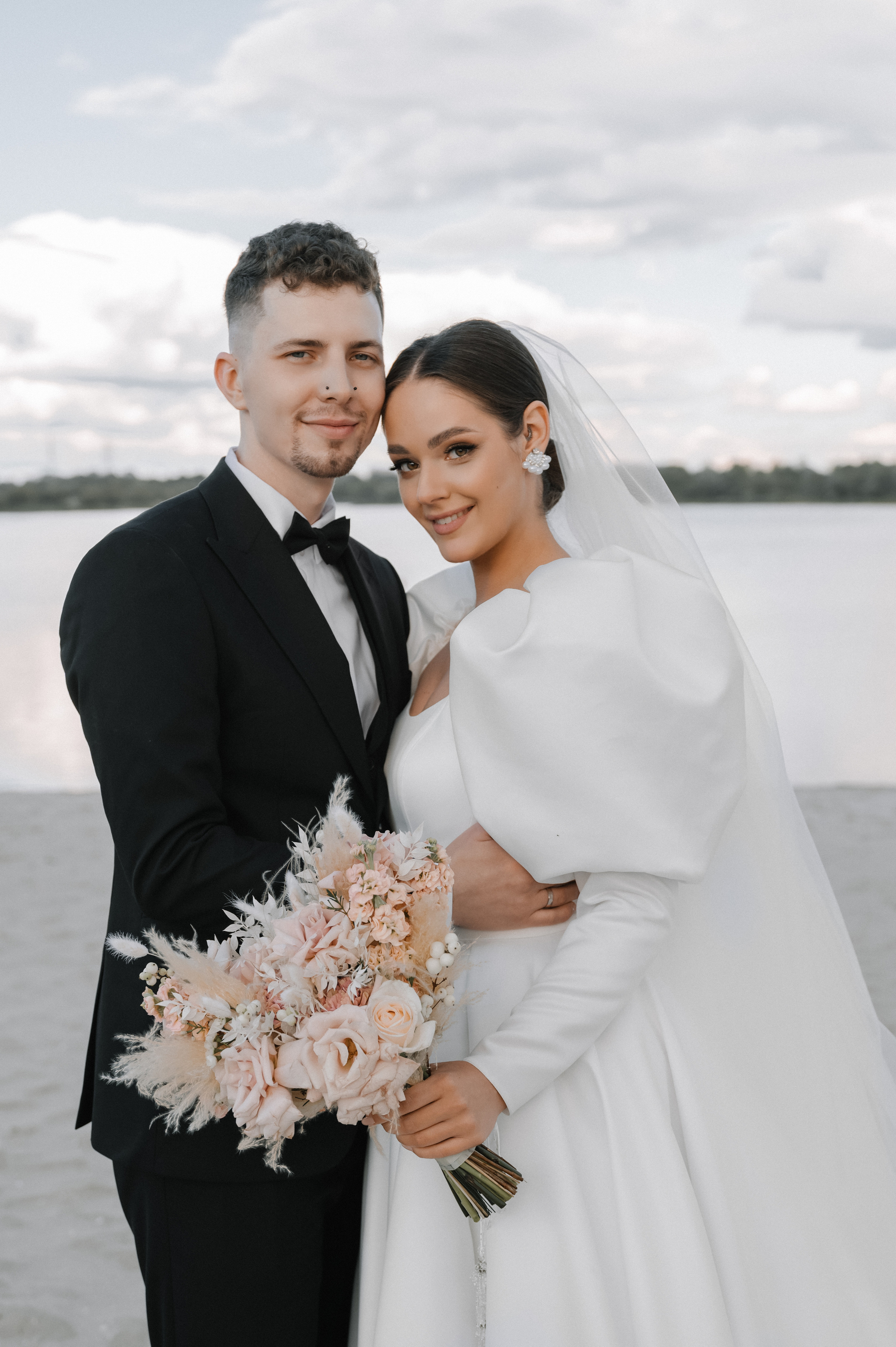 Julia i Vlad. Nika Stoma — fotografka i blogerka w Europie i Azji