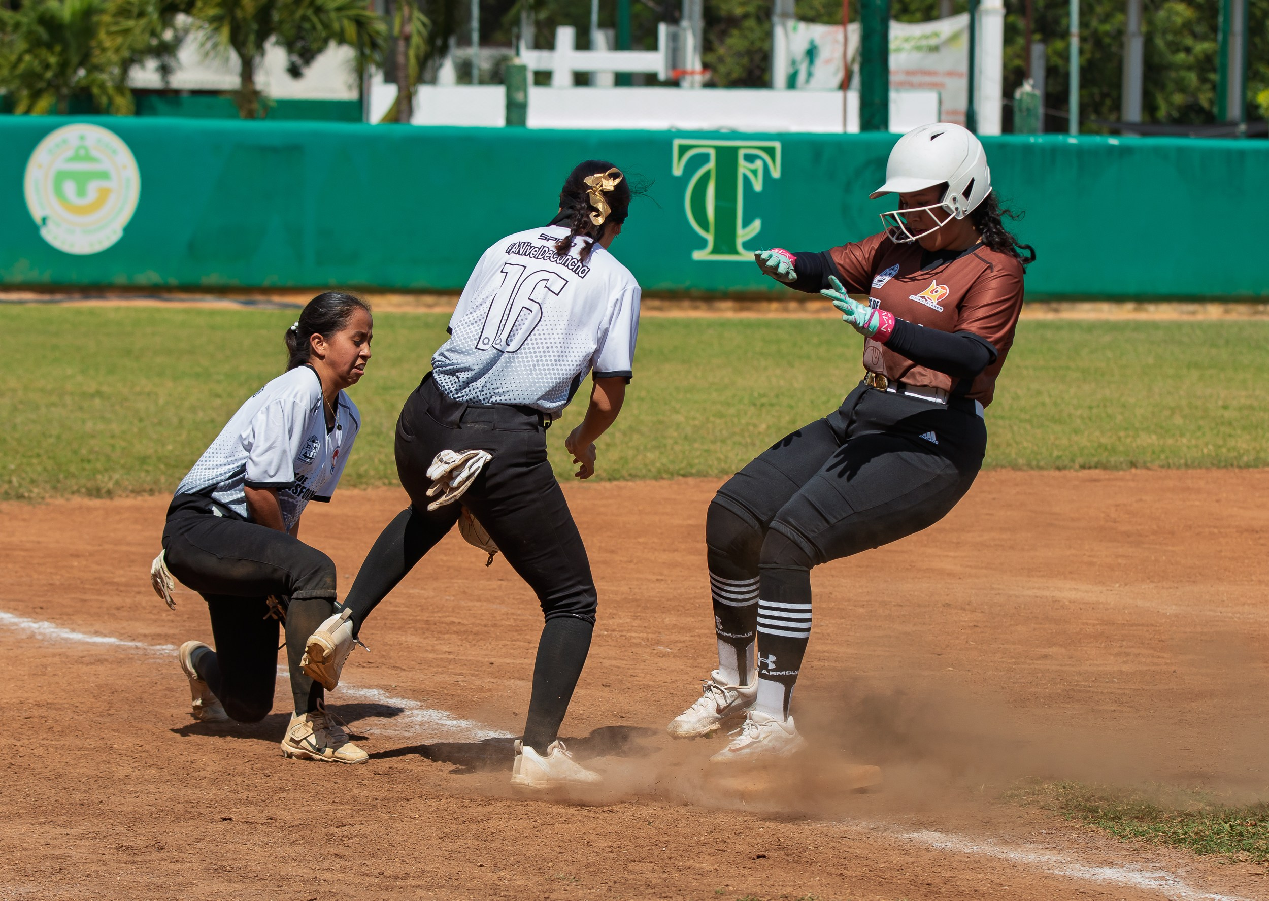 SOFTBOL FEMENIL. CHIAPA-CUN FOTOGRAFÍA