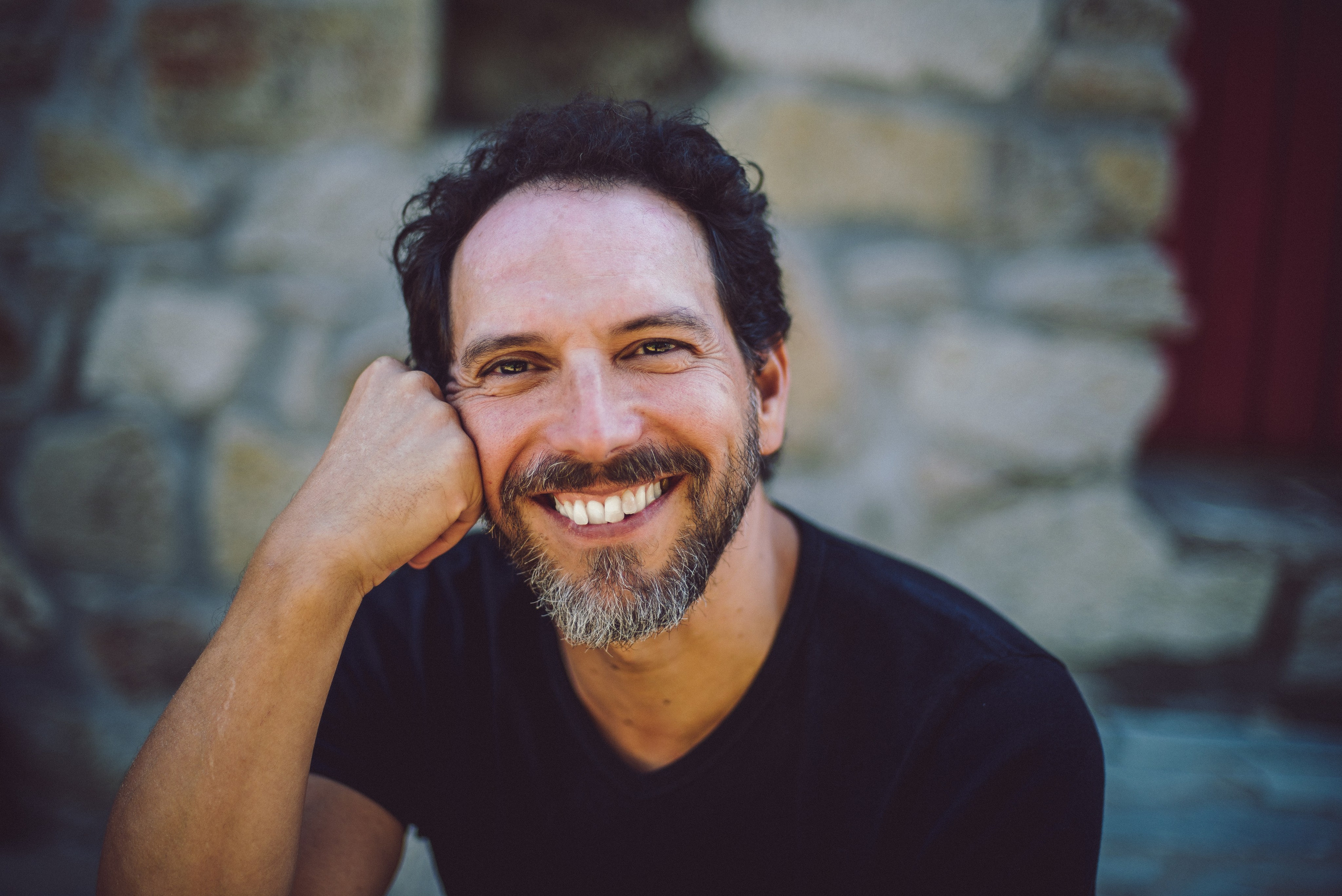 Vardha Rainer: Trauma therapist & breathwork facilitator 