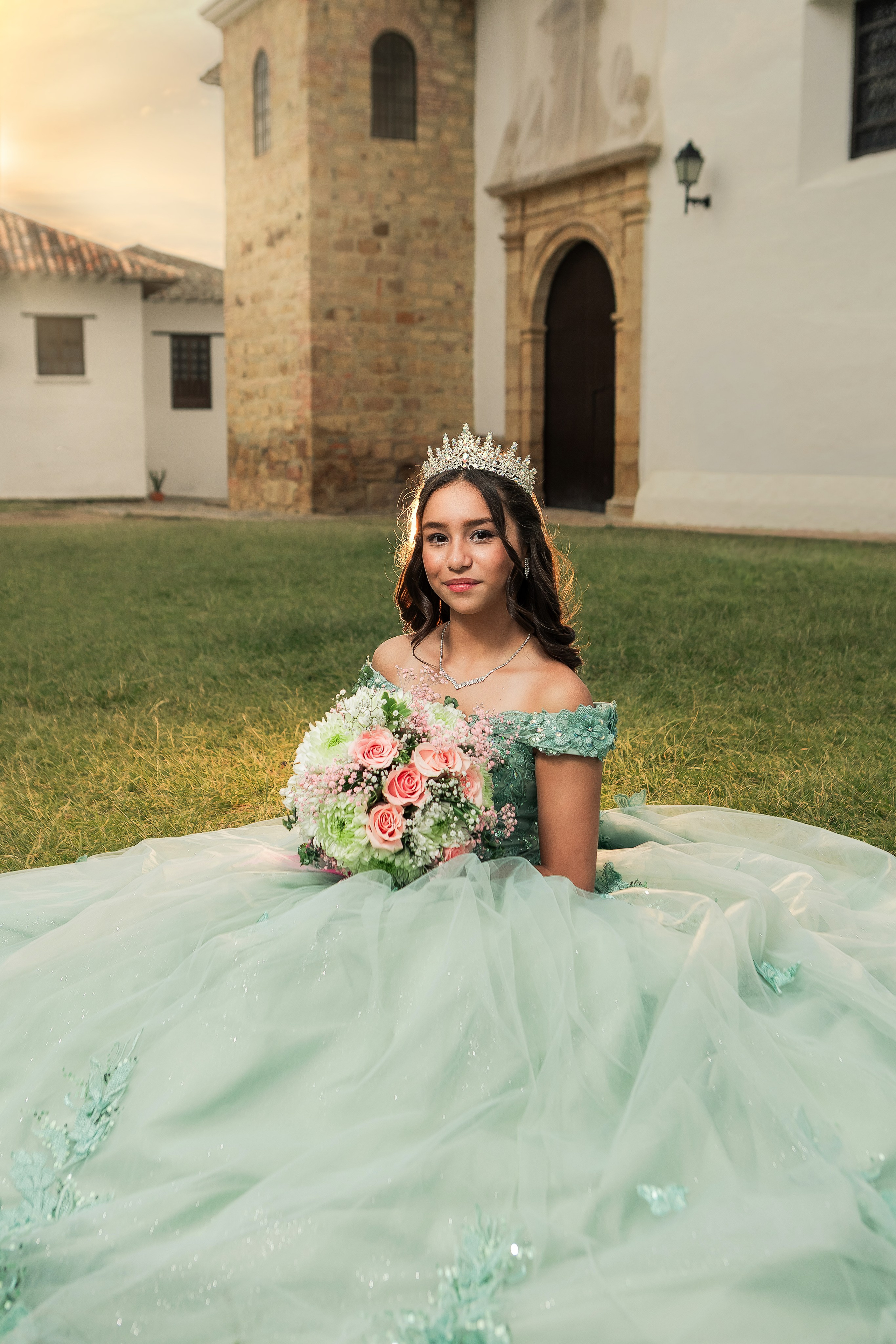 XV LAURA. FOCALMAGIC