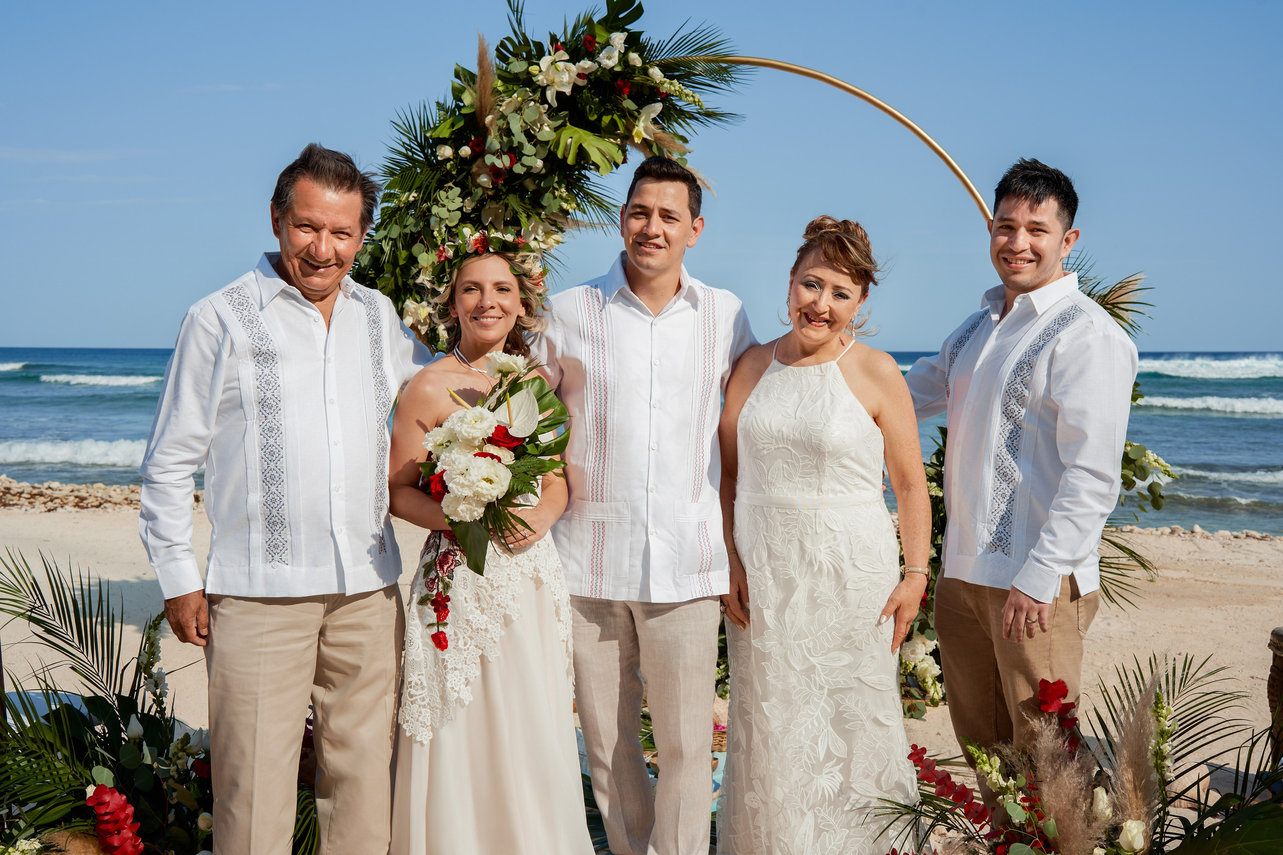 Cancun wedding photos with oceanfront backdrop