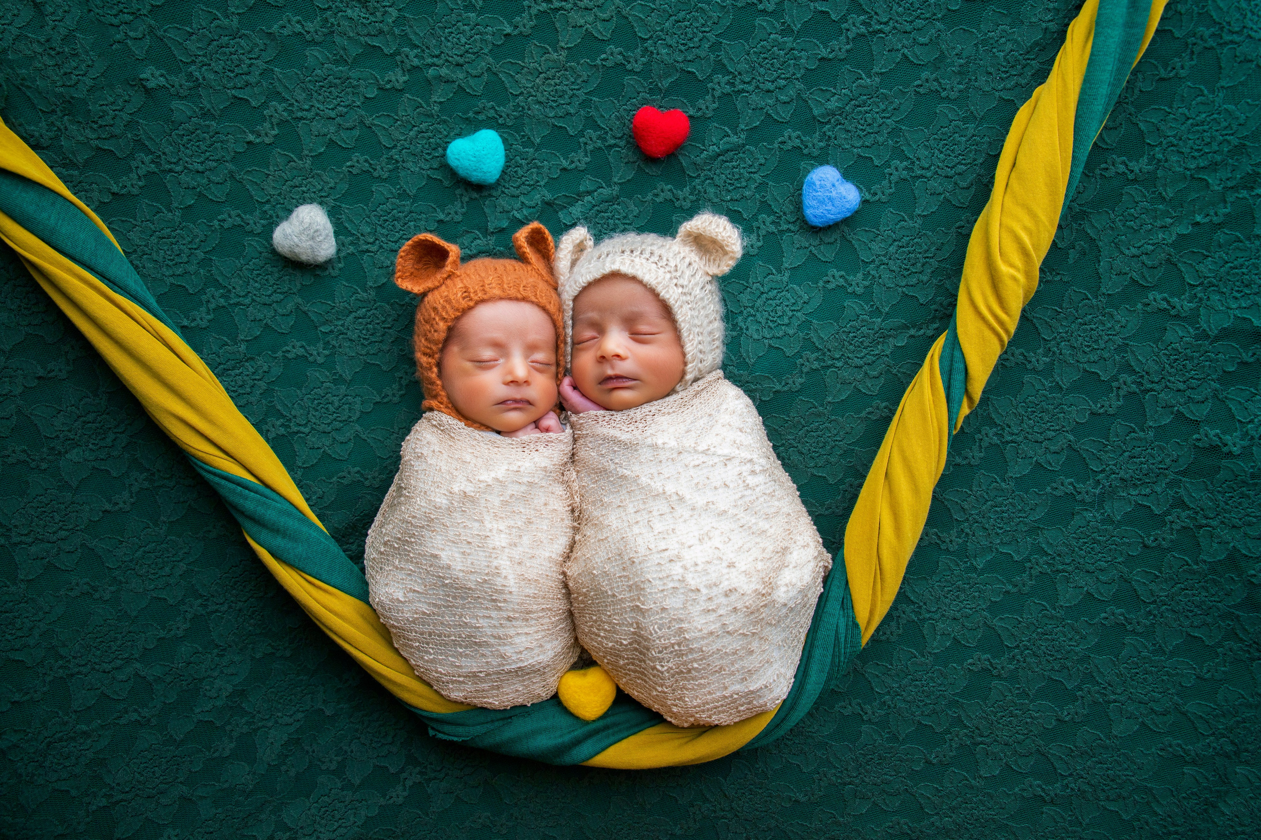 Newborns. Lifestyle and Family Photographer Faryal Saeed