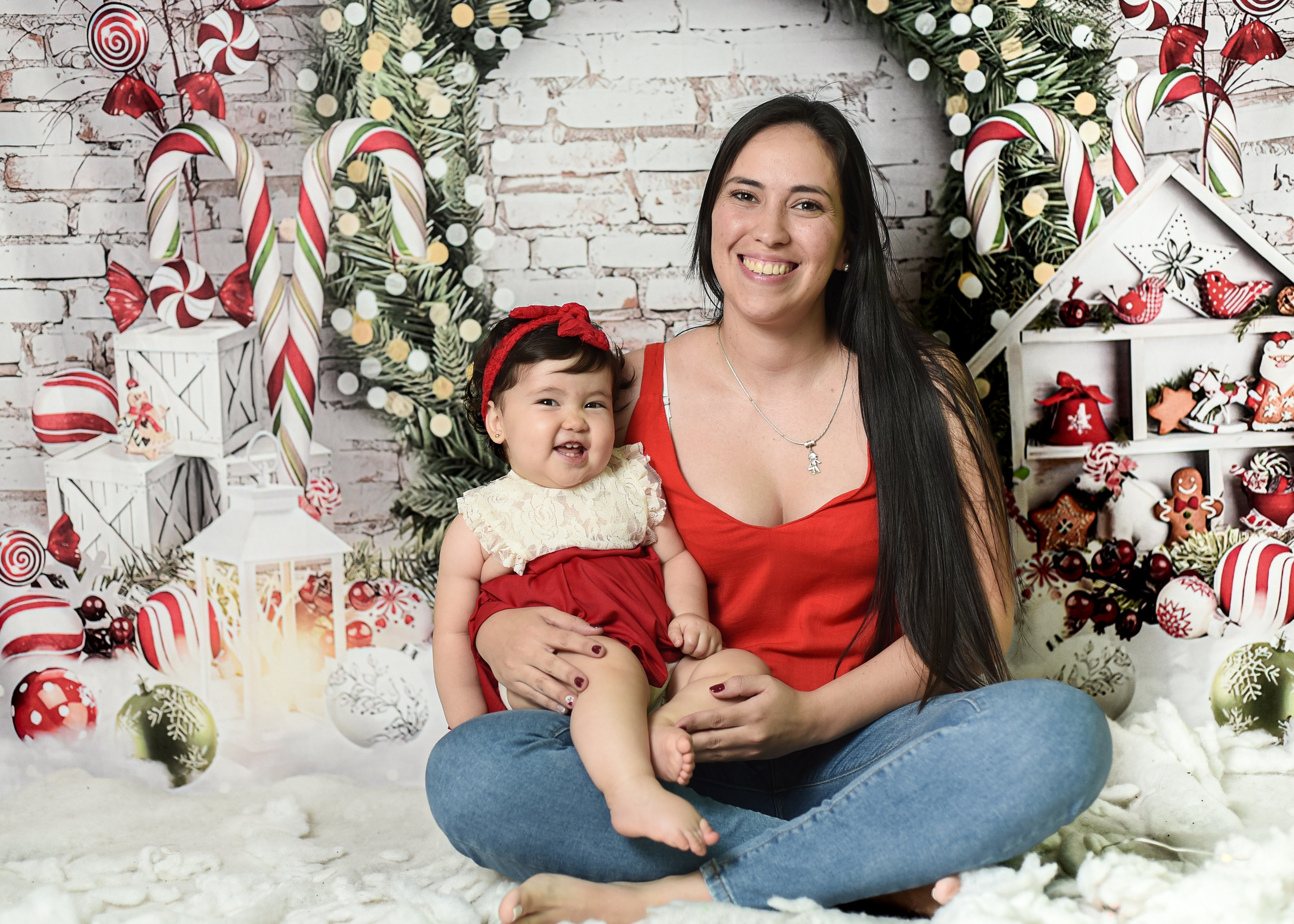 Sesión 1er añito de Juli. Temática: Abejita de Plim Plim +  Mini Sesión Navideña. Fotografo de casamiento en misiones y fotógrafo de familia  Posadas