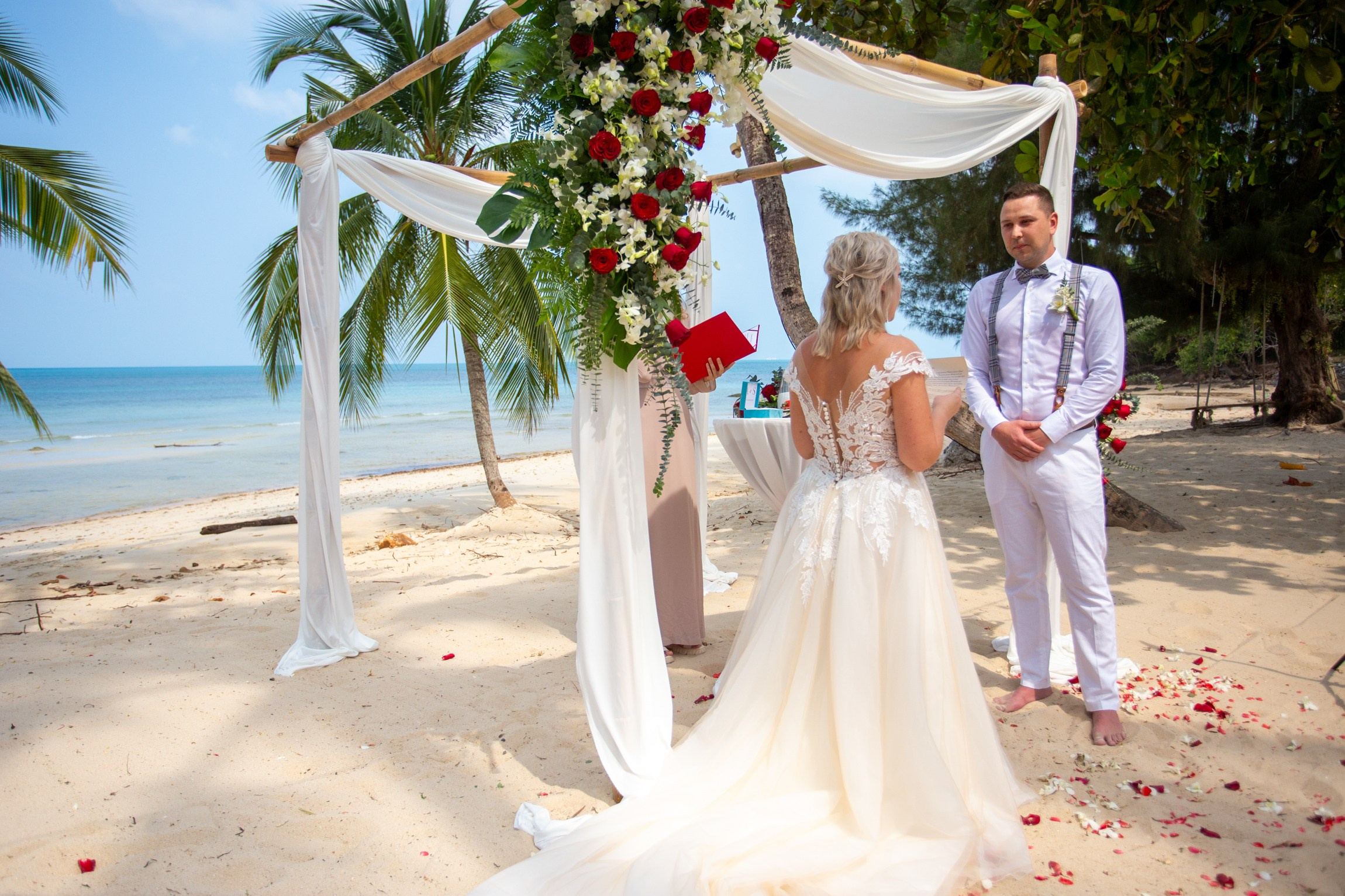 Dream Wedding on the Beach in Koh Samui, Thailand