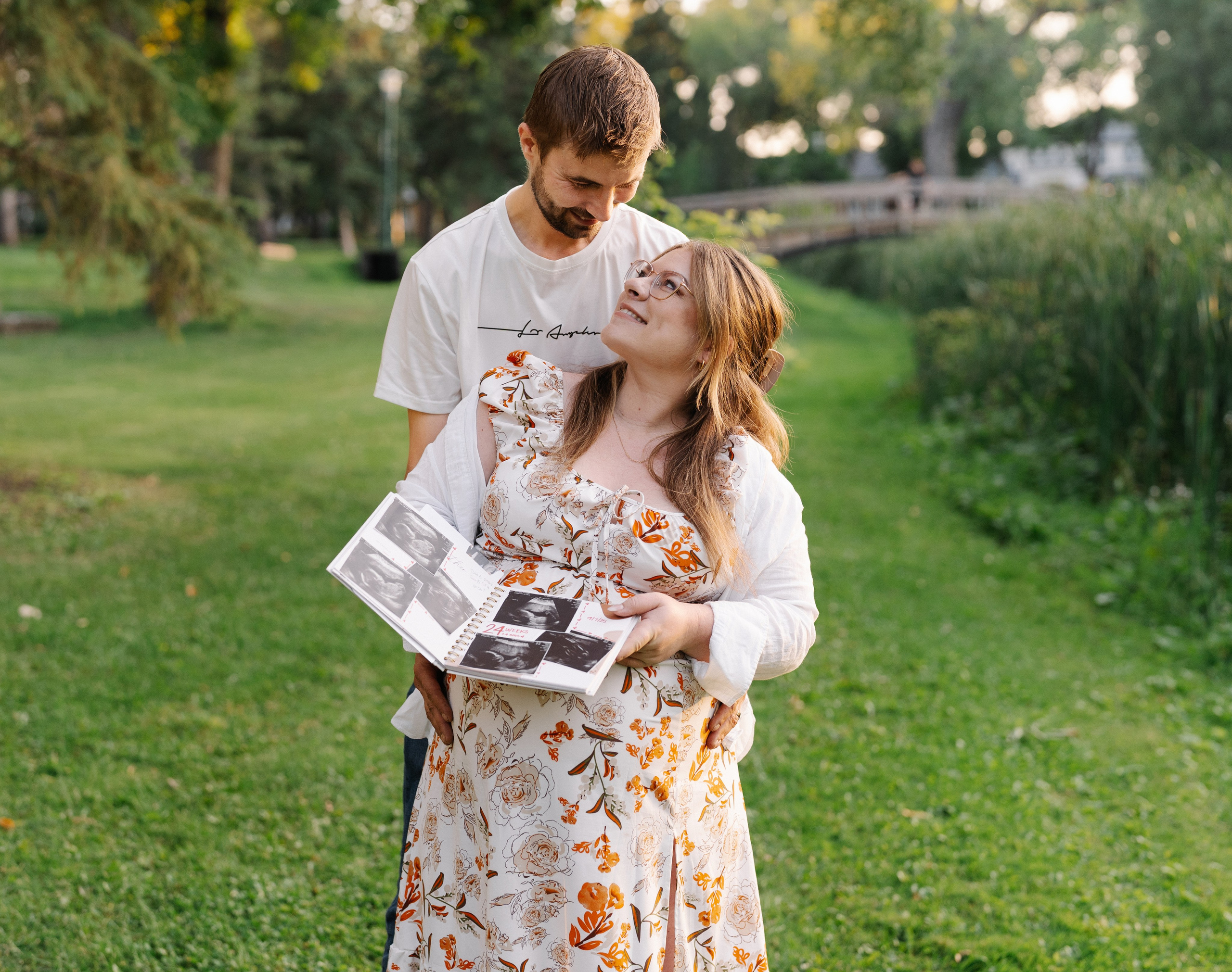 Maya and Arthur. Pregnancy & Love. Photographer Viktoriia Skavronskaya