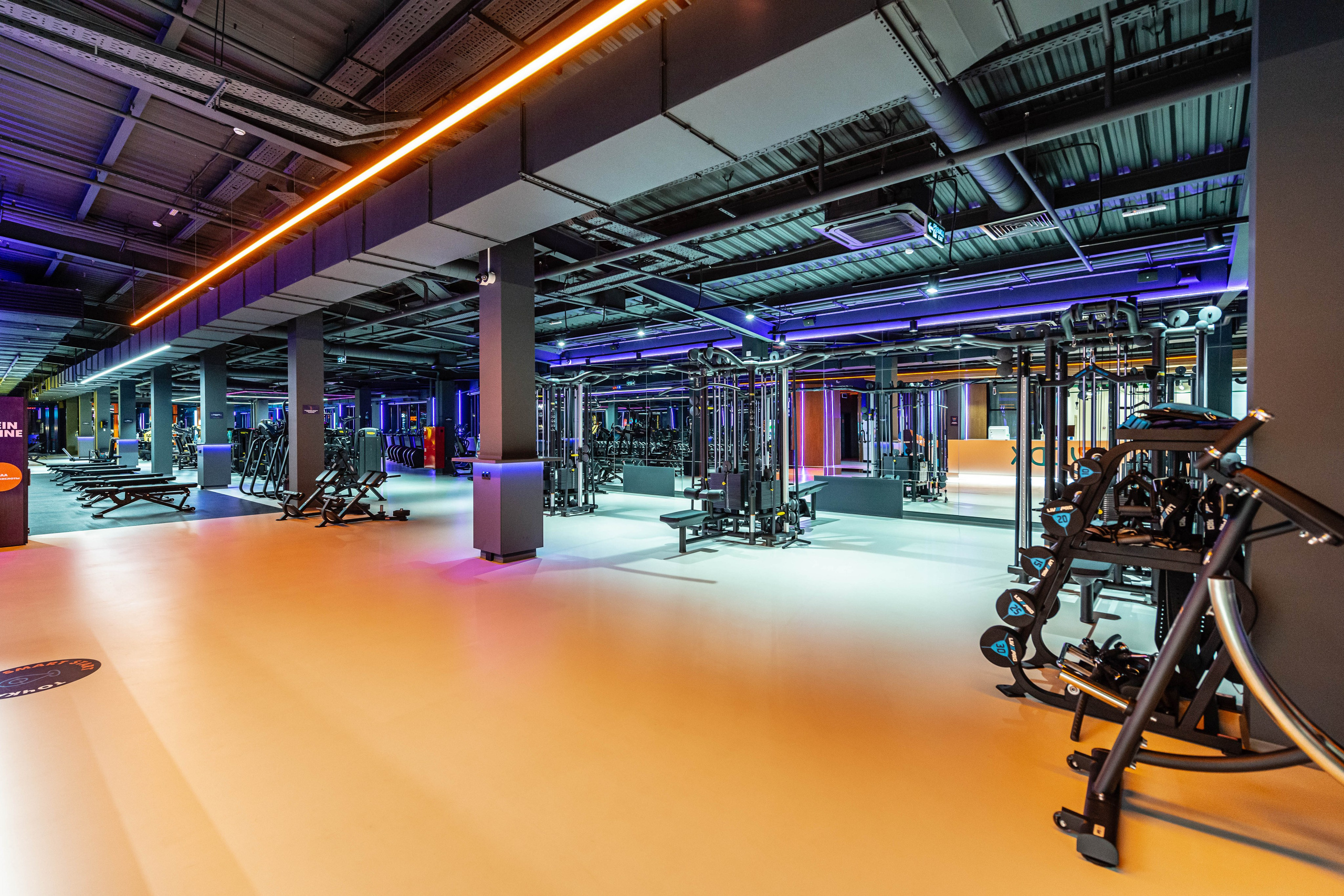 Фитнес-клуб DDX Fitness в Некрасовке. FOTÓGRAFO MÉXICO QUINTANA ROO