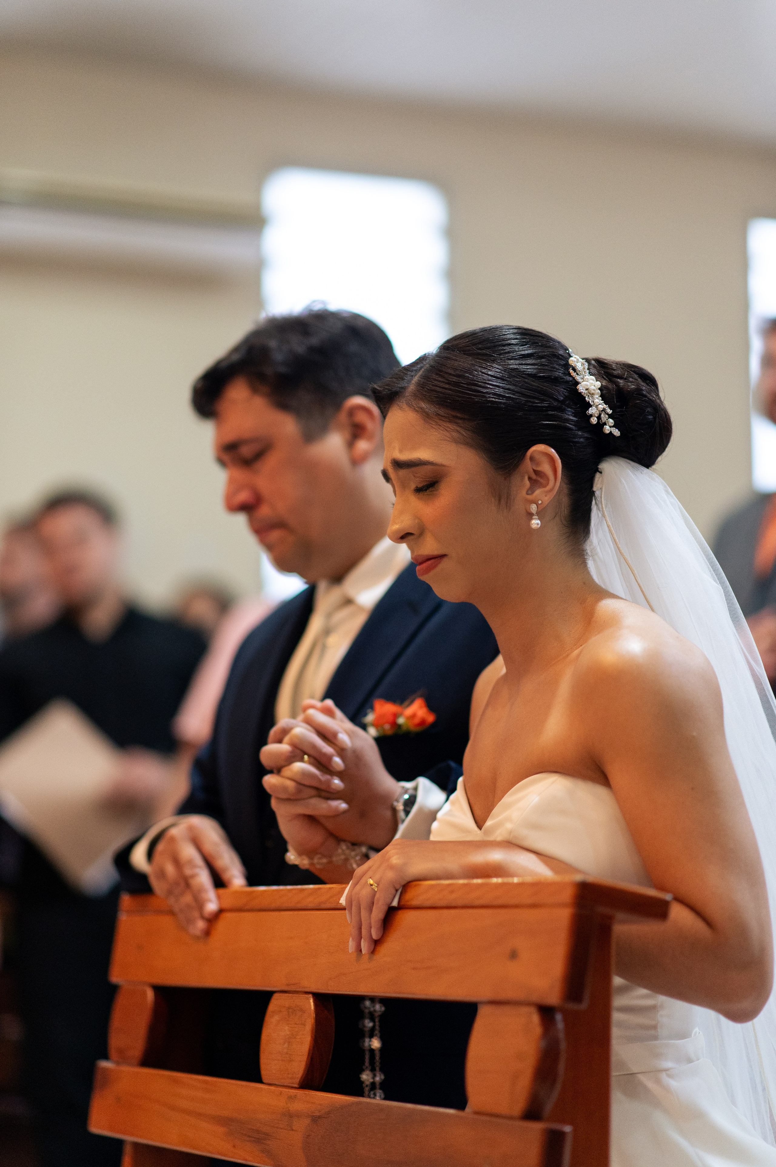 Thaís e José | Cerimônia Católica. Arthur Alves Fotografia