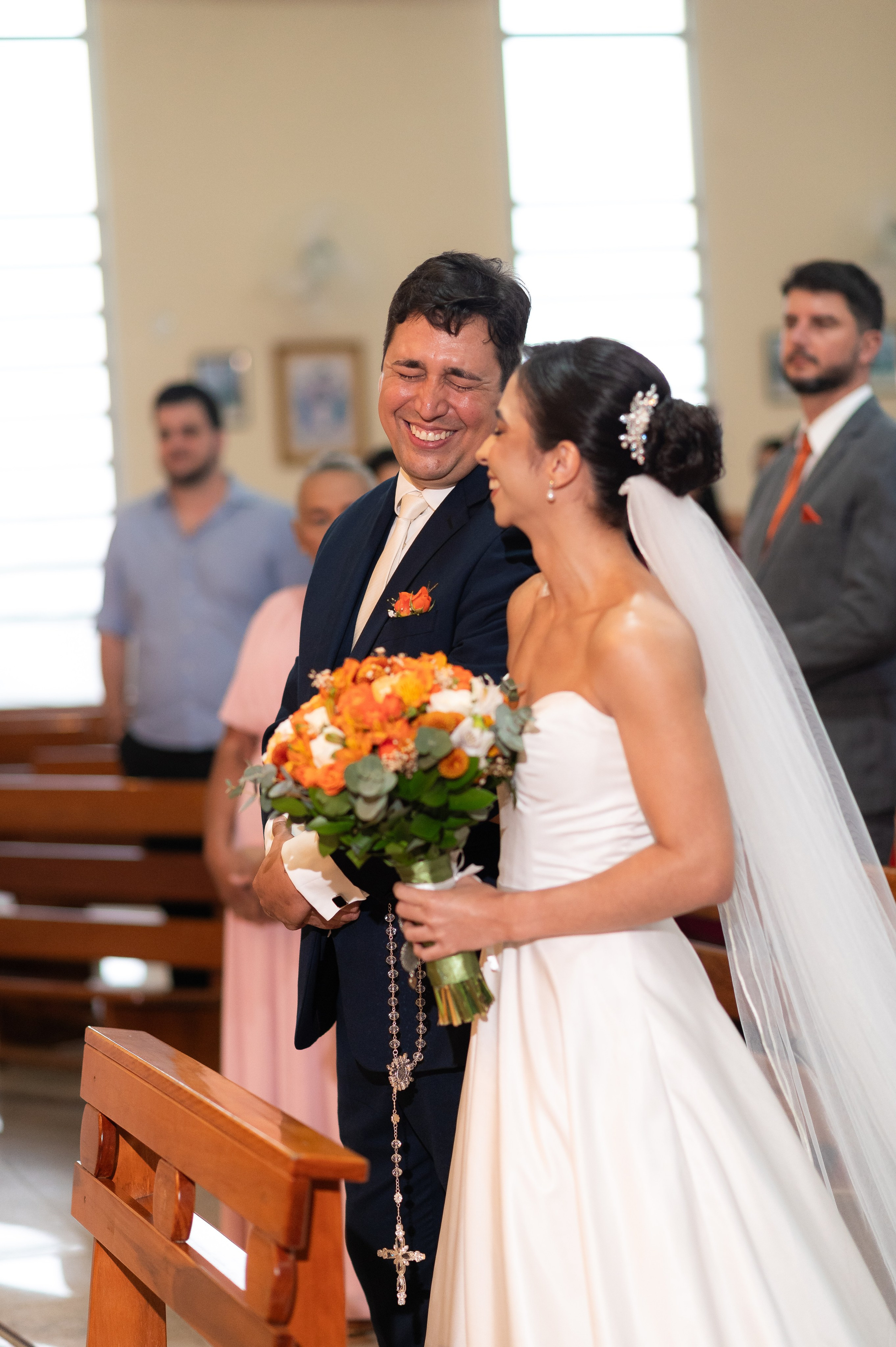 Thaís e José | Cerimônia Católica. Arthur Alves Fotografia