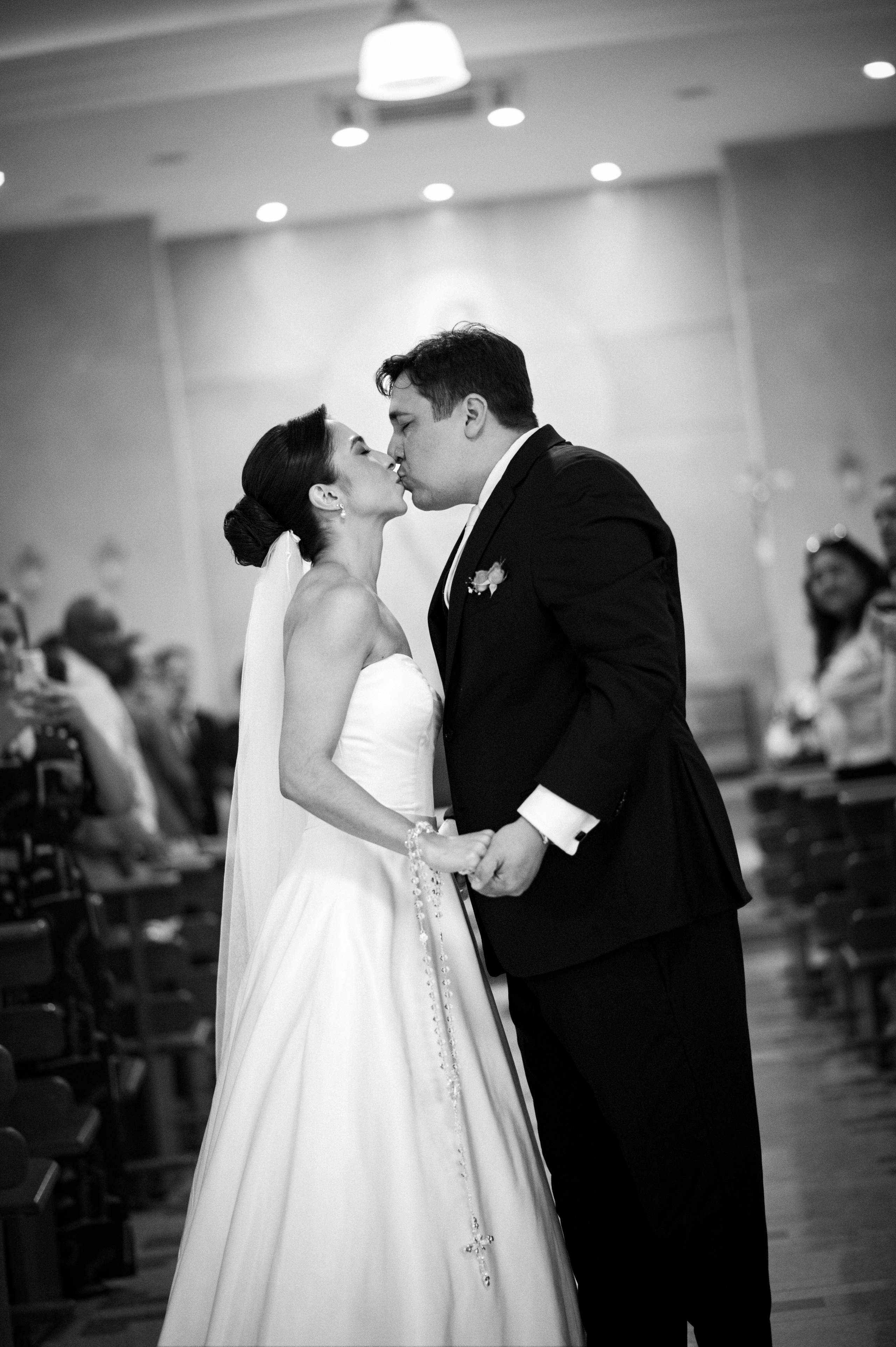 Thaís e José | Cerimônia Católica. Arthur Alves Fotografia