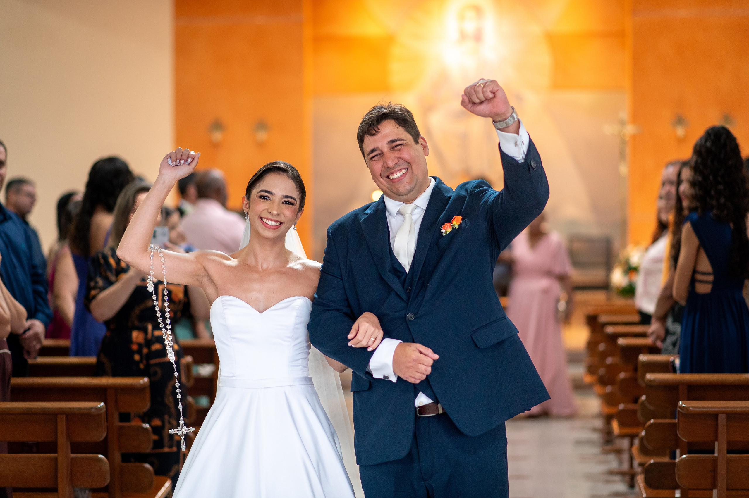 Thaís e José | Cerimônia Católica. Arthur Alves Fotografia