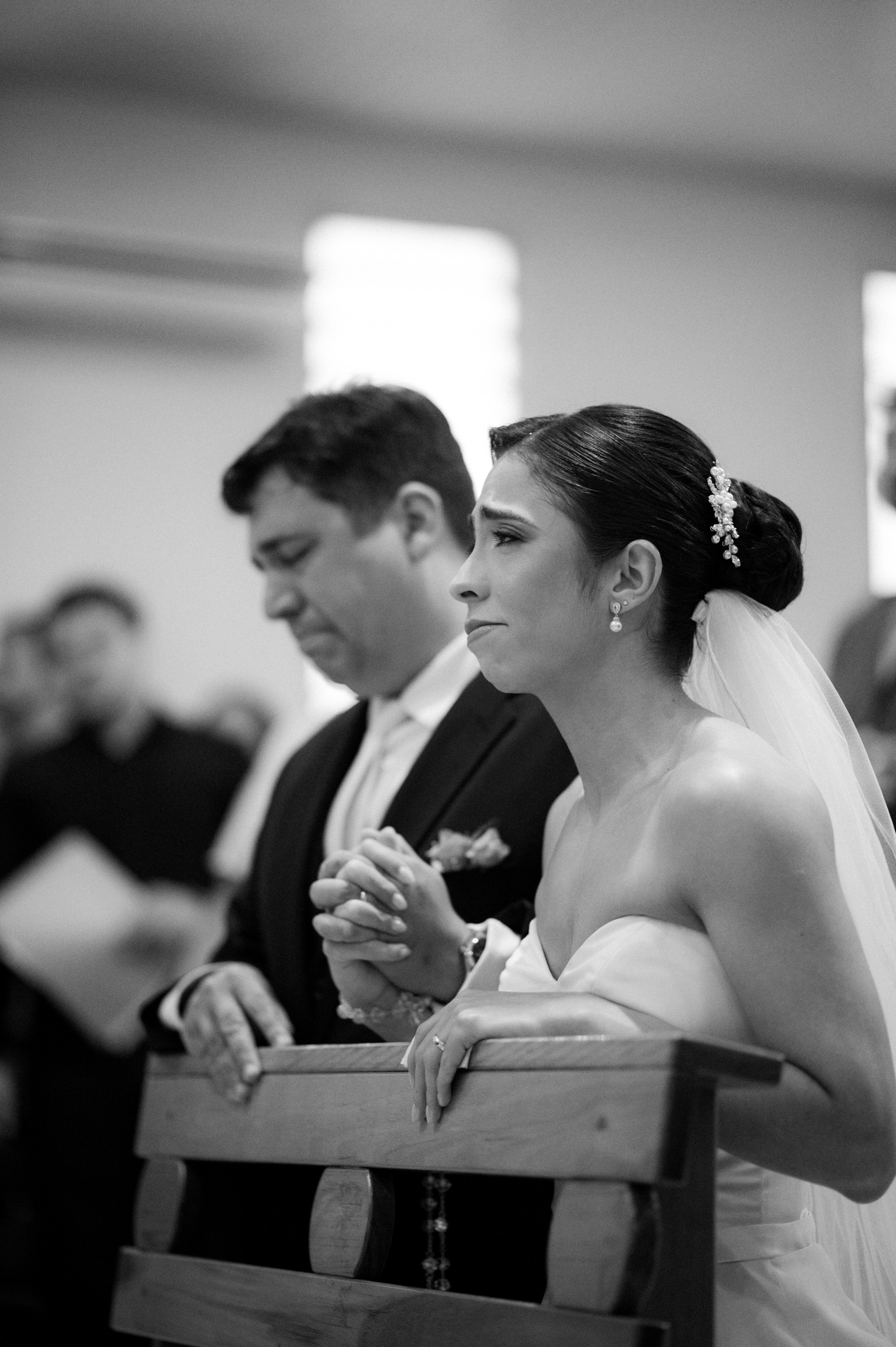 Thaís e José | Cerimônia Católica. Arthur Alves Fotografia