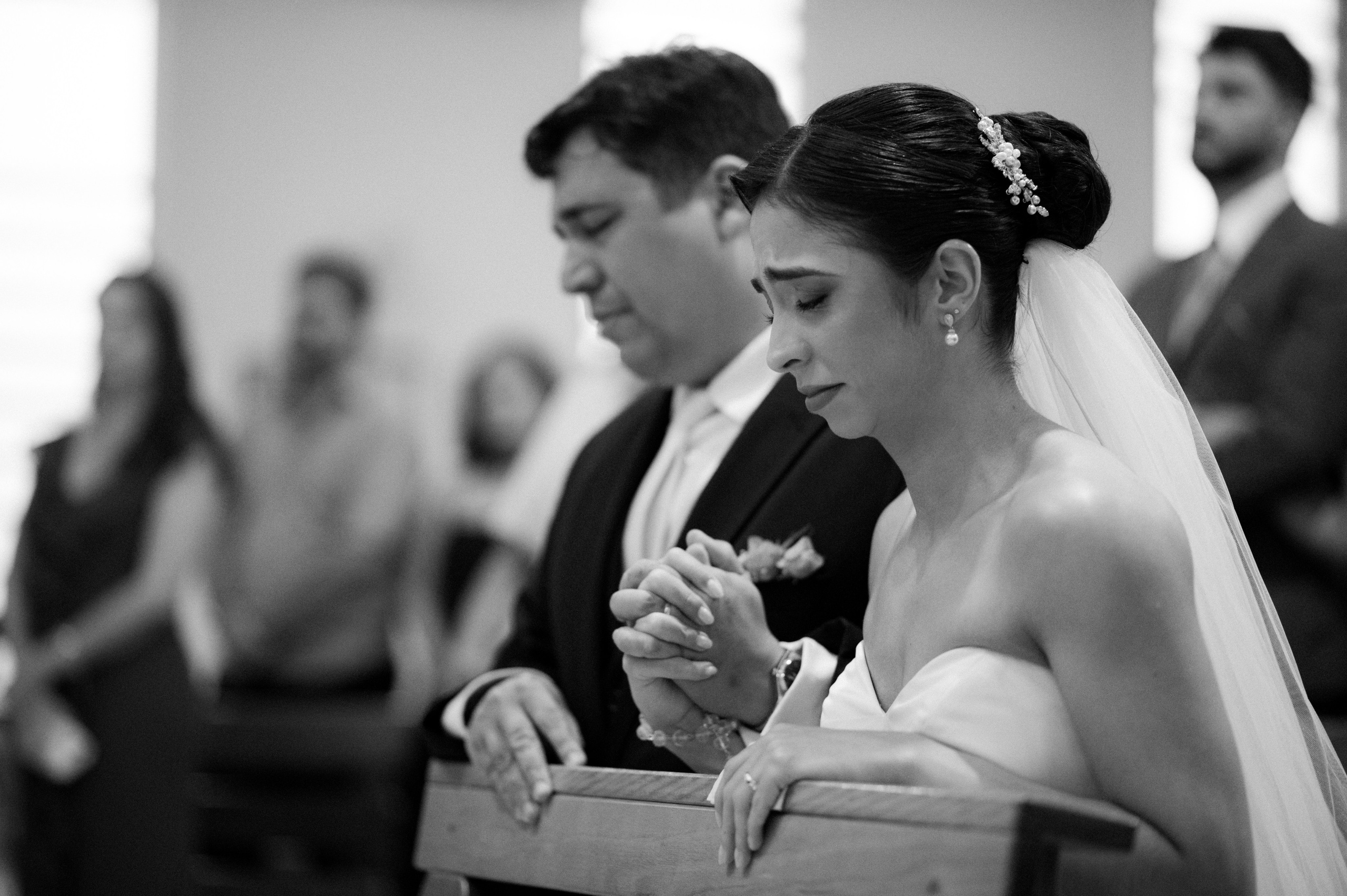 Thaís e José | Cerimônia Católica. Arthur Alves Fotografia