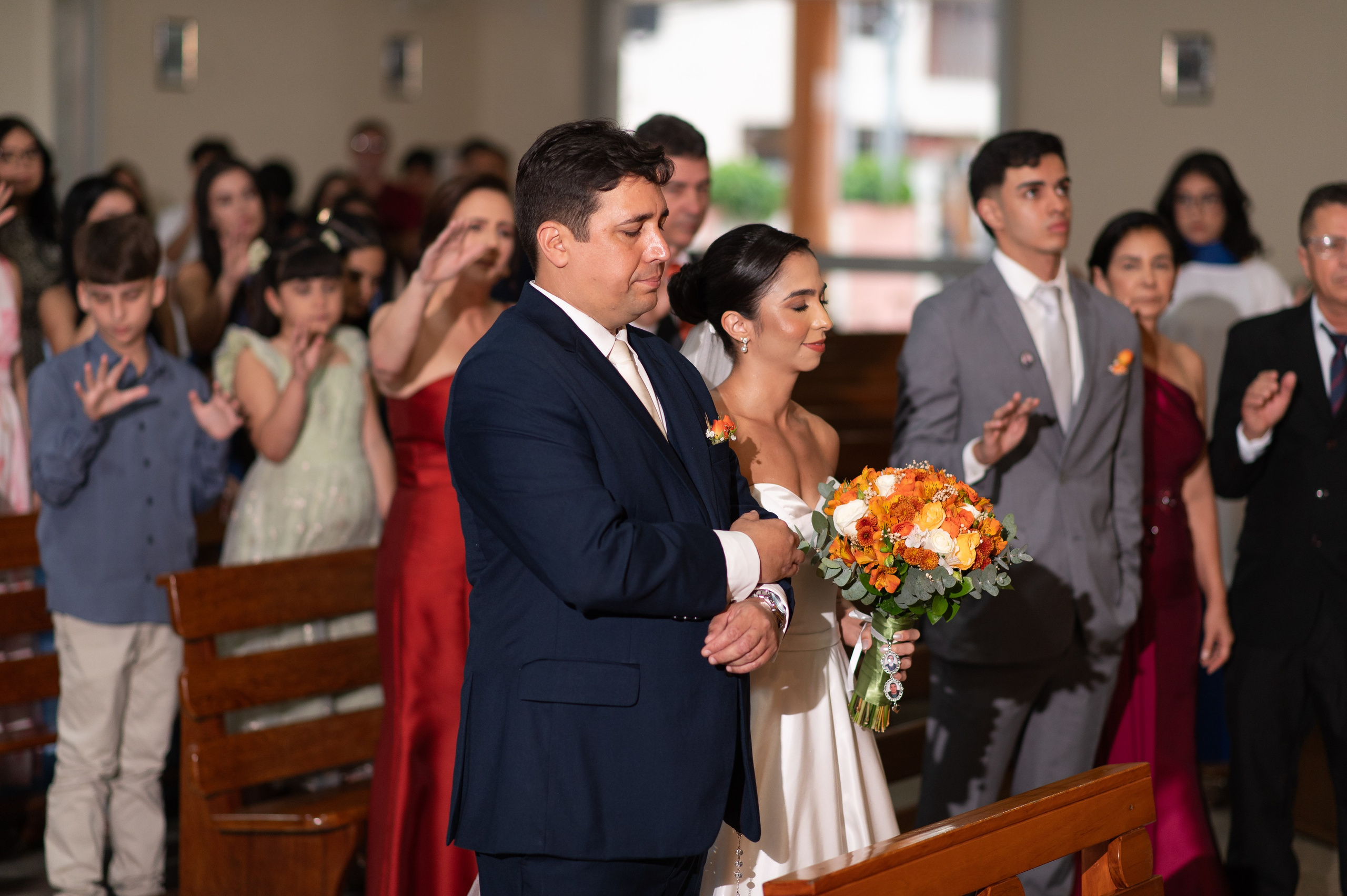 Thaís e José | Cerimônia Católica. Arthur Alves Fotografia