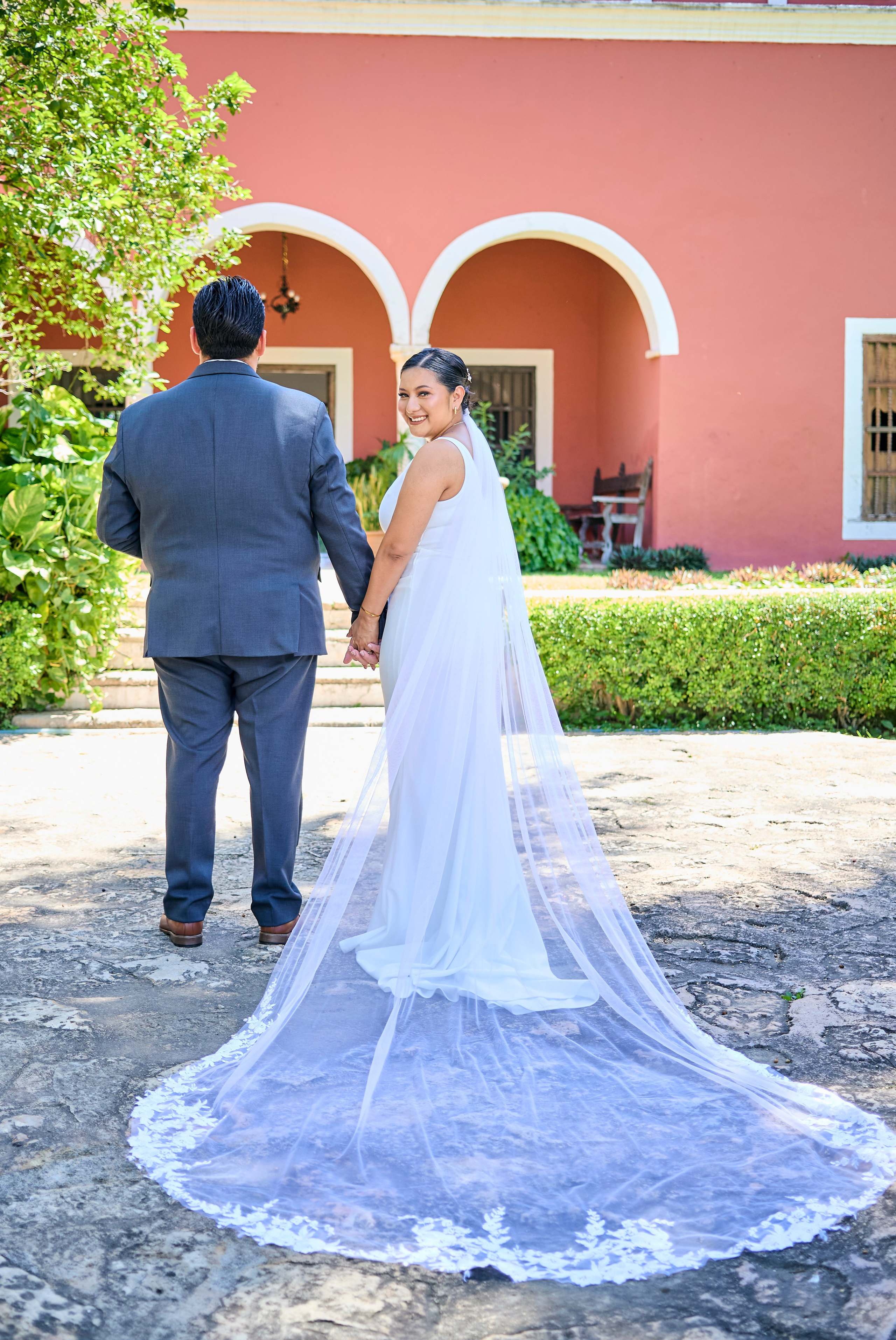 Julio + YAzmin. Christian Ku fotógrafo en Mérida, Yucatán