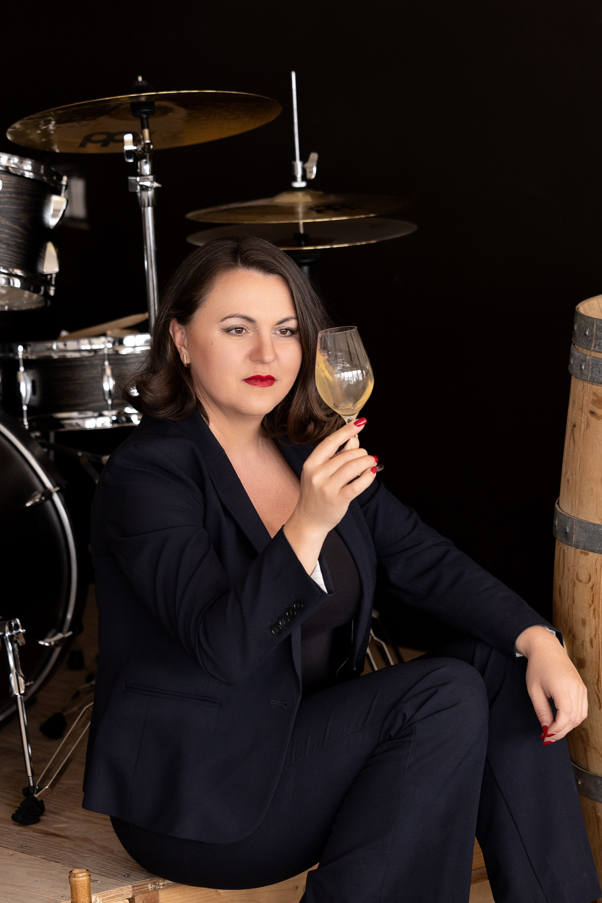 Vignoble et Domaine Beauchemin / Edition January 2025. Je suis photographe portraitiste et je réalise des portraits à toutes les étapes de votre vie! Bienvenue dans mon studio à Westmount, Qc
