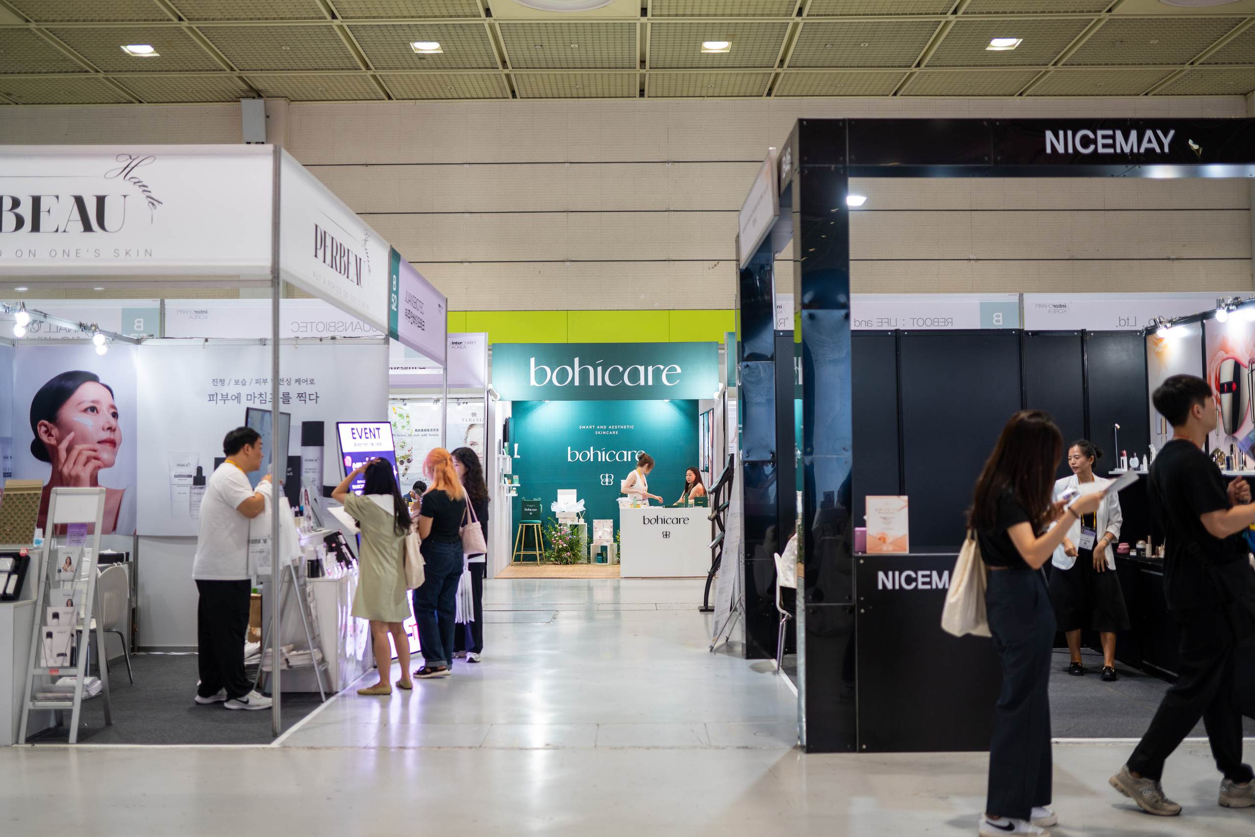 Выставочный стенд для bohicare/ InterCharm 2023/ COEX. Студия декора «Нарния»