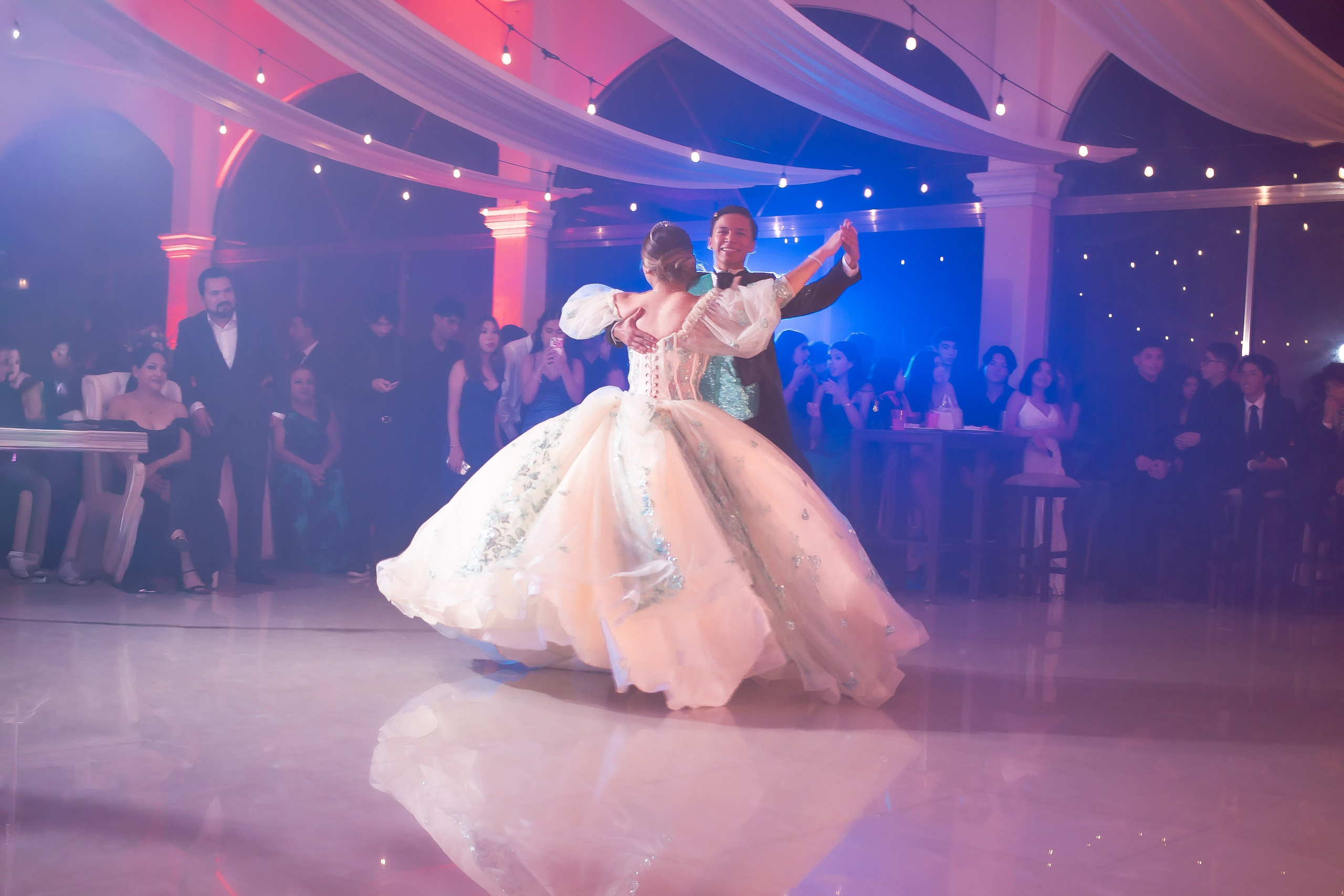 XV AÑOS ROMINA. Simón Enríquez Studio