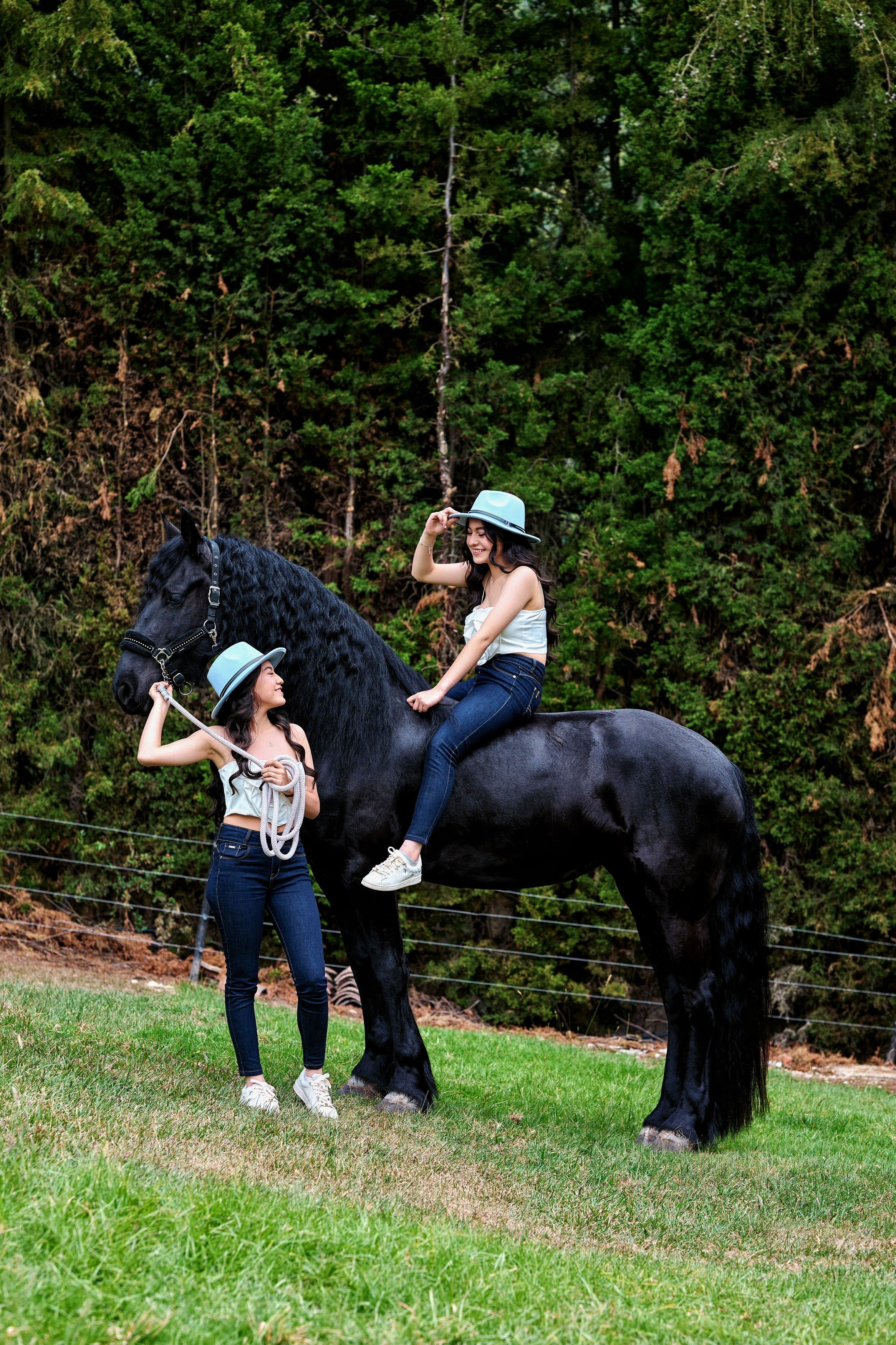 Fotos con caballos para Quiceaños. Wedding Photography & Videography by ZZ Hendrick | Capturing Your Love Story in Colombia & USA