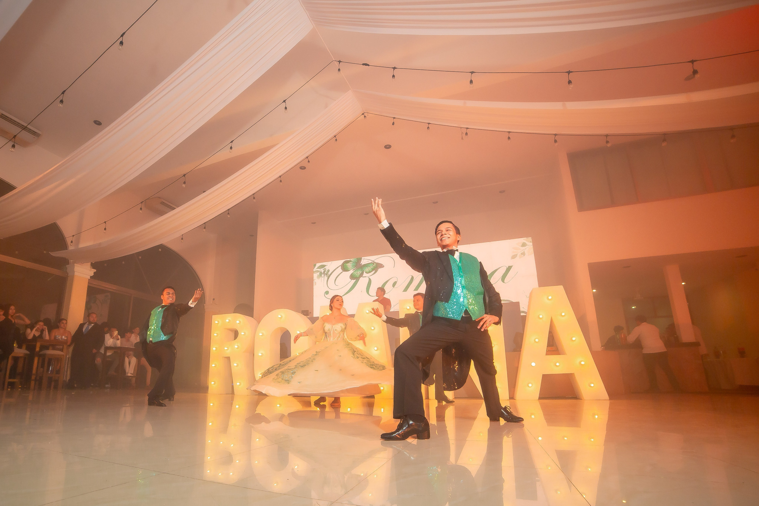 XV AÑOS ROMINA. Simón Enríquez Studio
