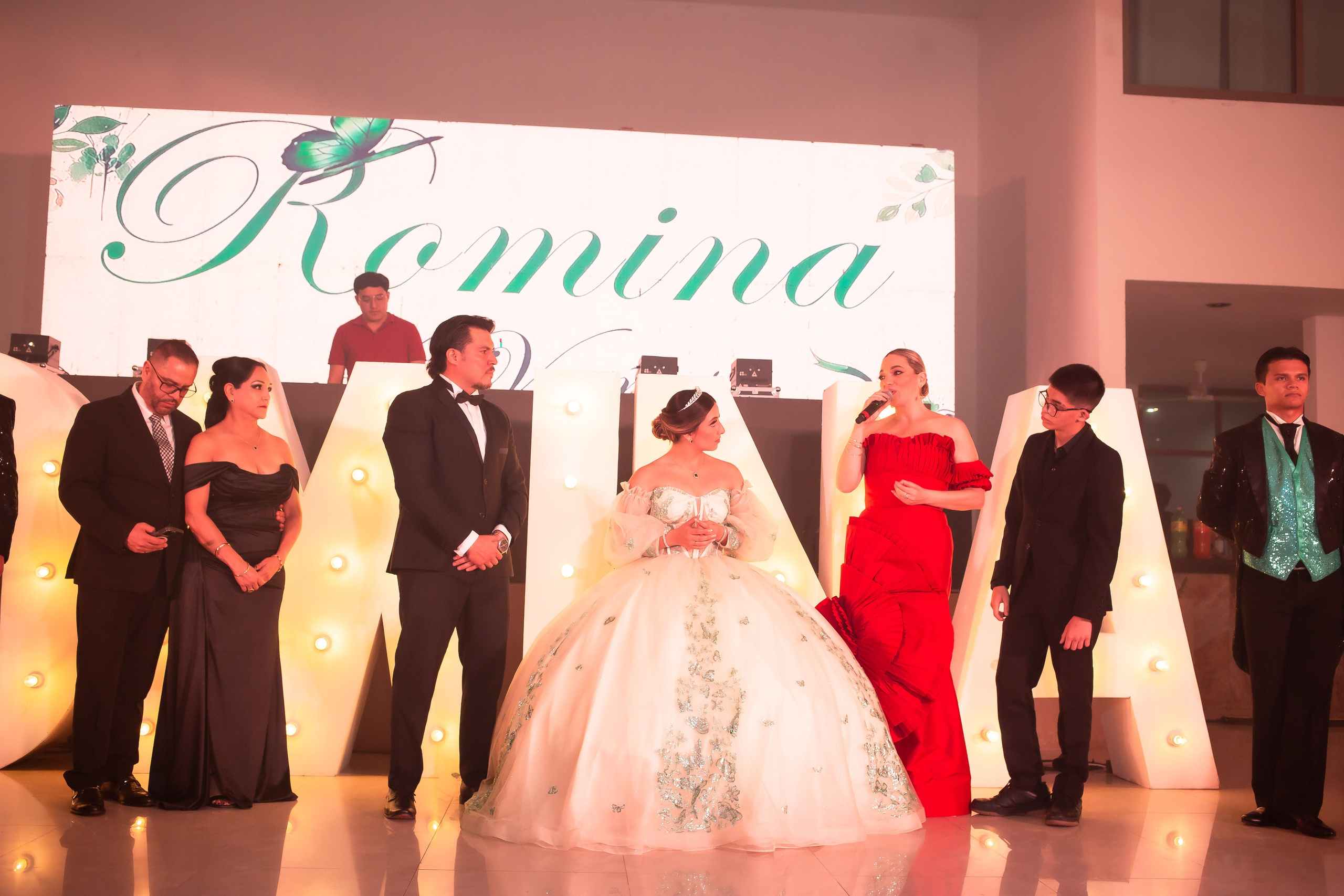 XV AÑOS ROMINA. Simón Enríquez Studio