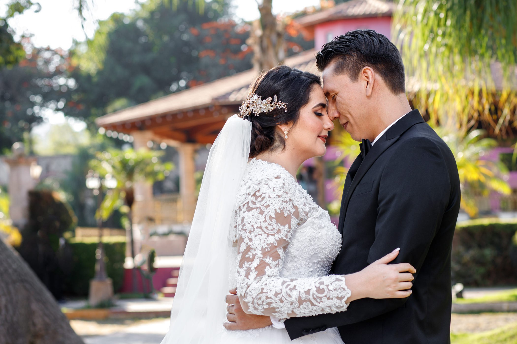 Formal. Wedding Photographer Ruth Preciado