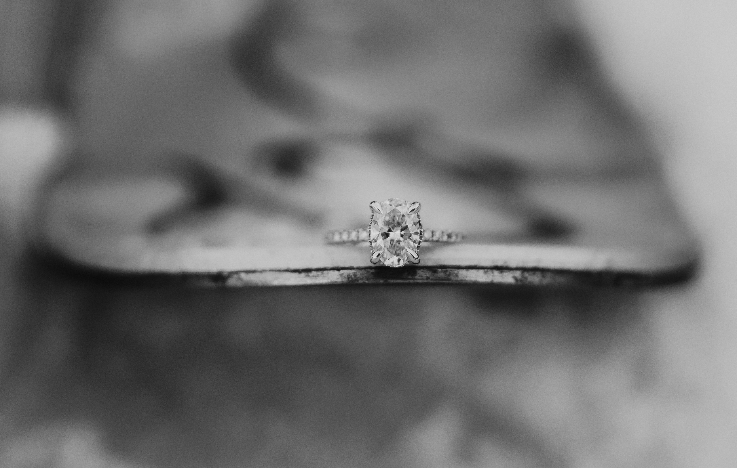 Ski engagement session. Photographer Elvira Hryshchenko